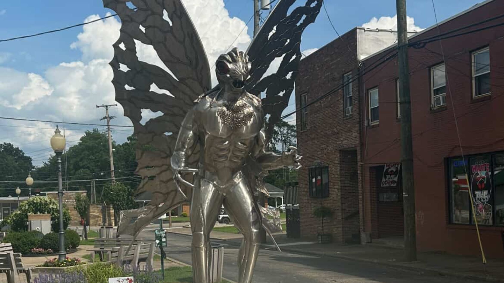 File:Mothman Statue 2025.jpg