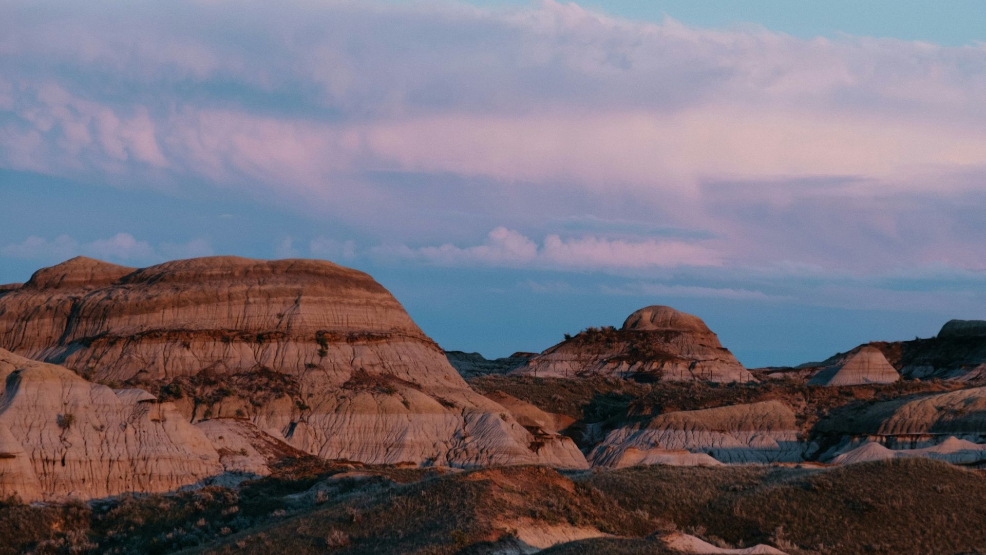 wide angle photo of mountain