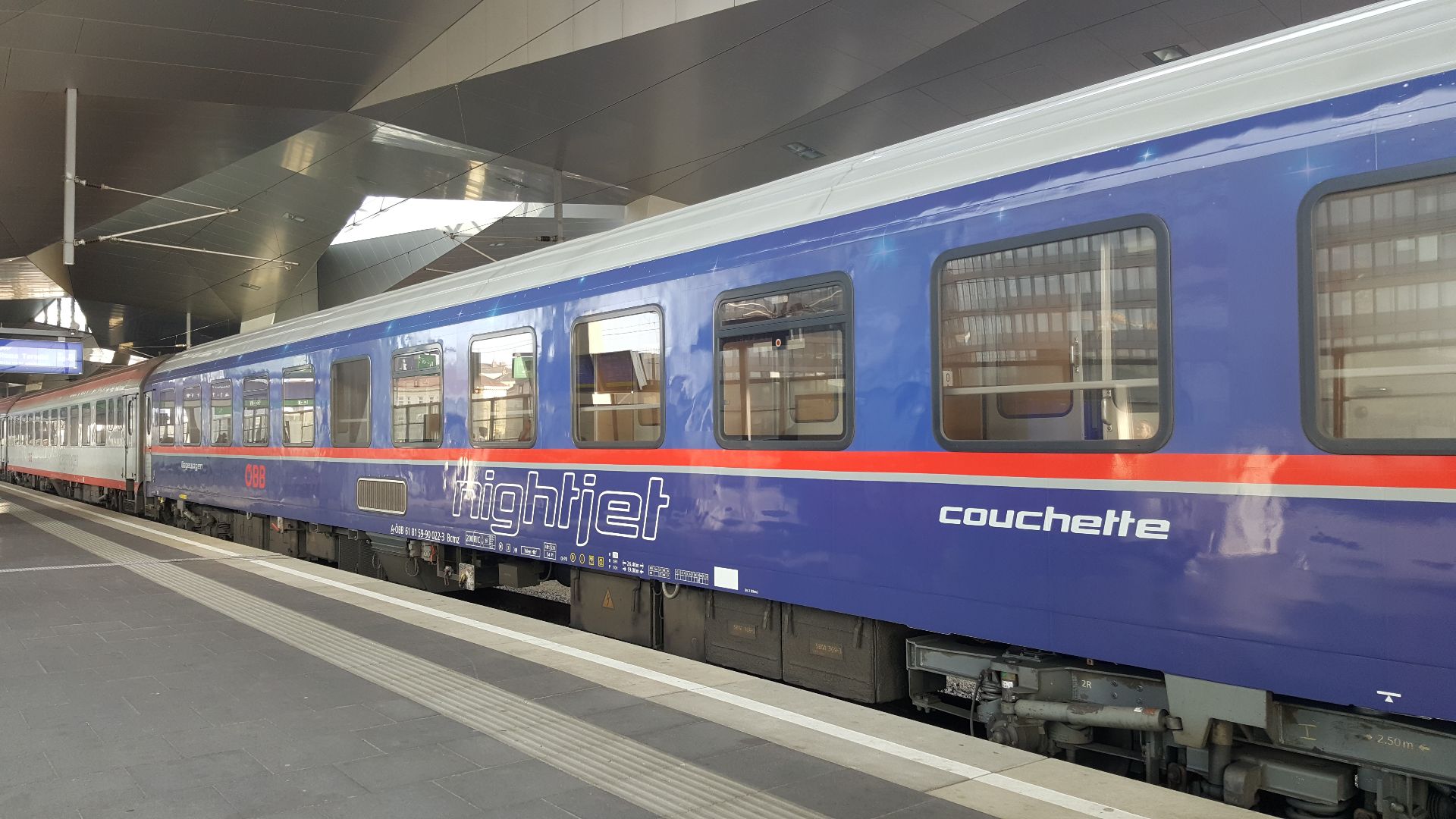 File:Nightjet Wien Hbf.jpg