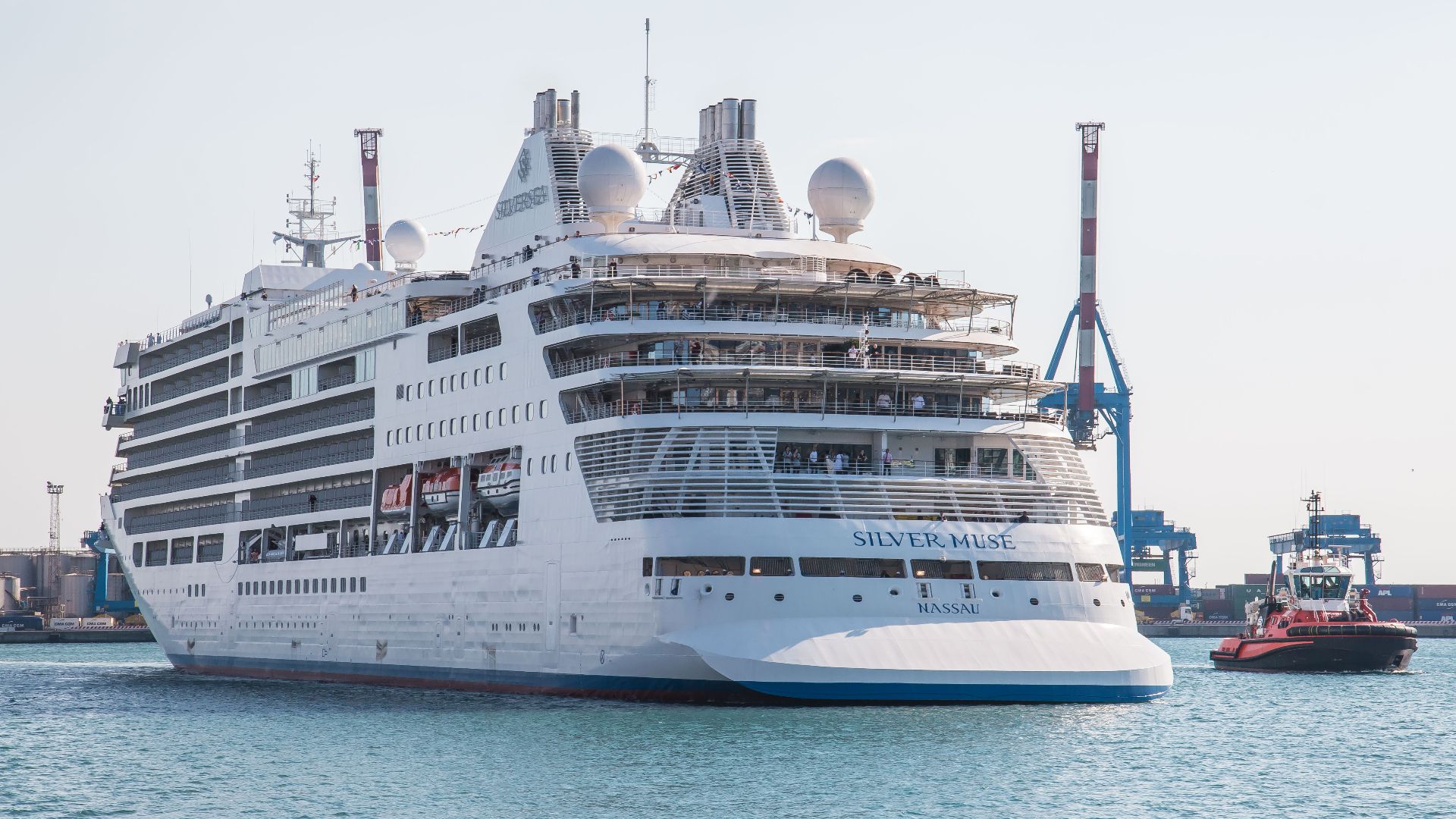 File:Silversea Silver Muse (33091231914).jpg