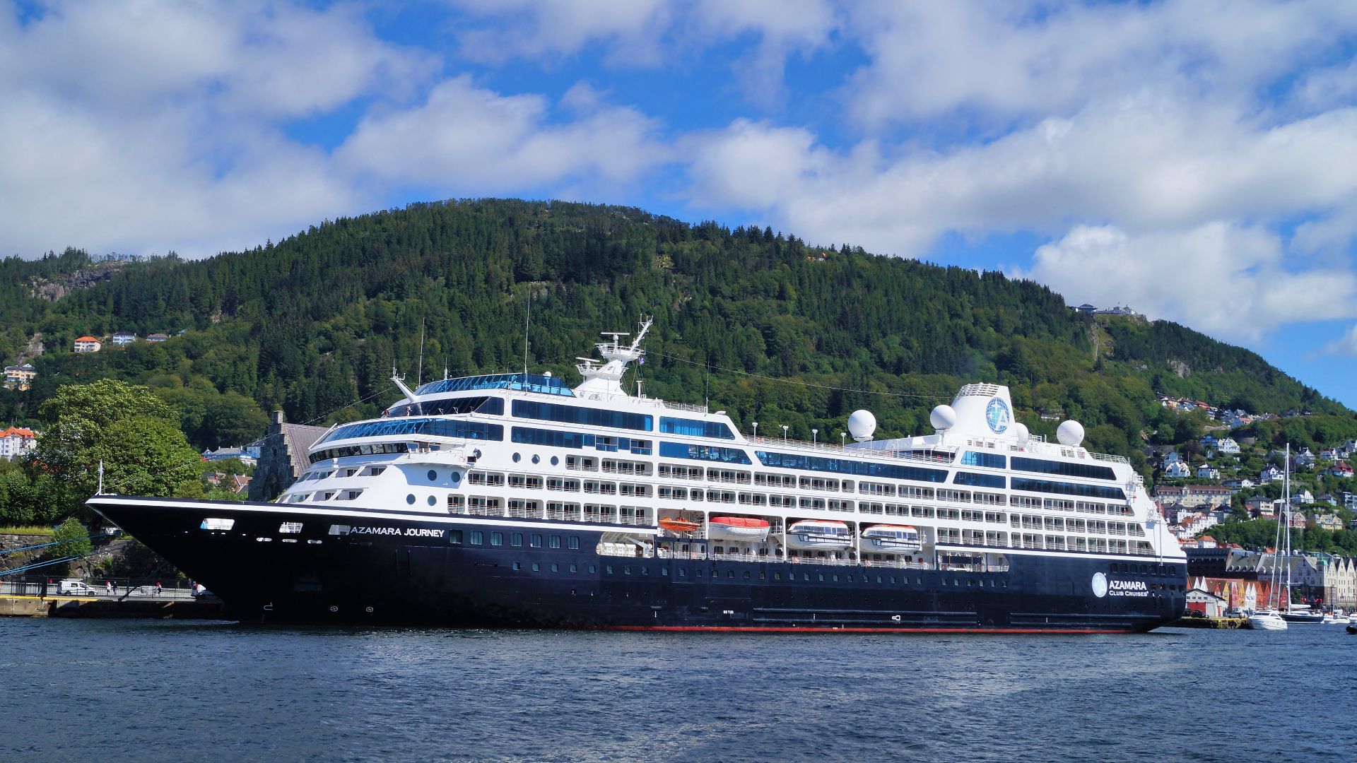 File:9200940 Azamara Journey 2000.jpg