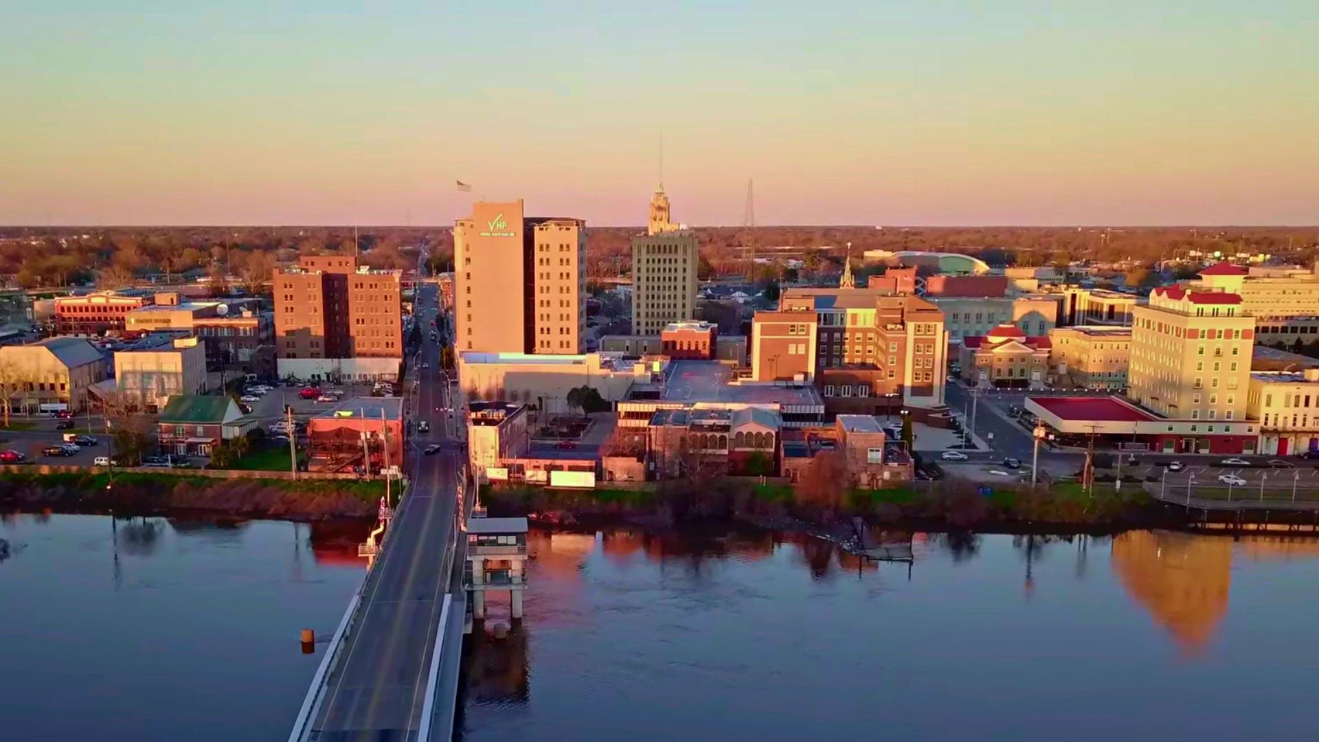 File:Monroe, Louisiana skyline in 2021.png