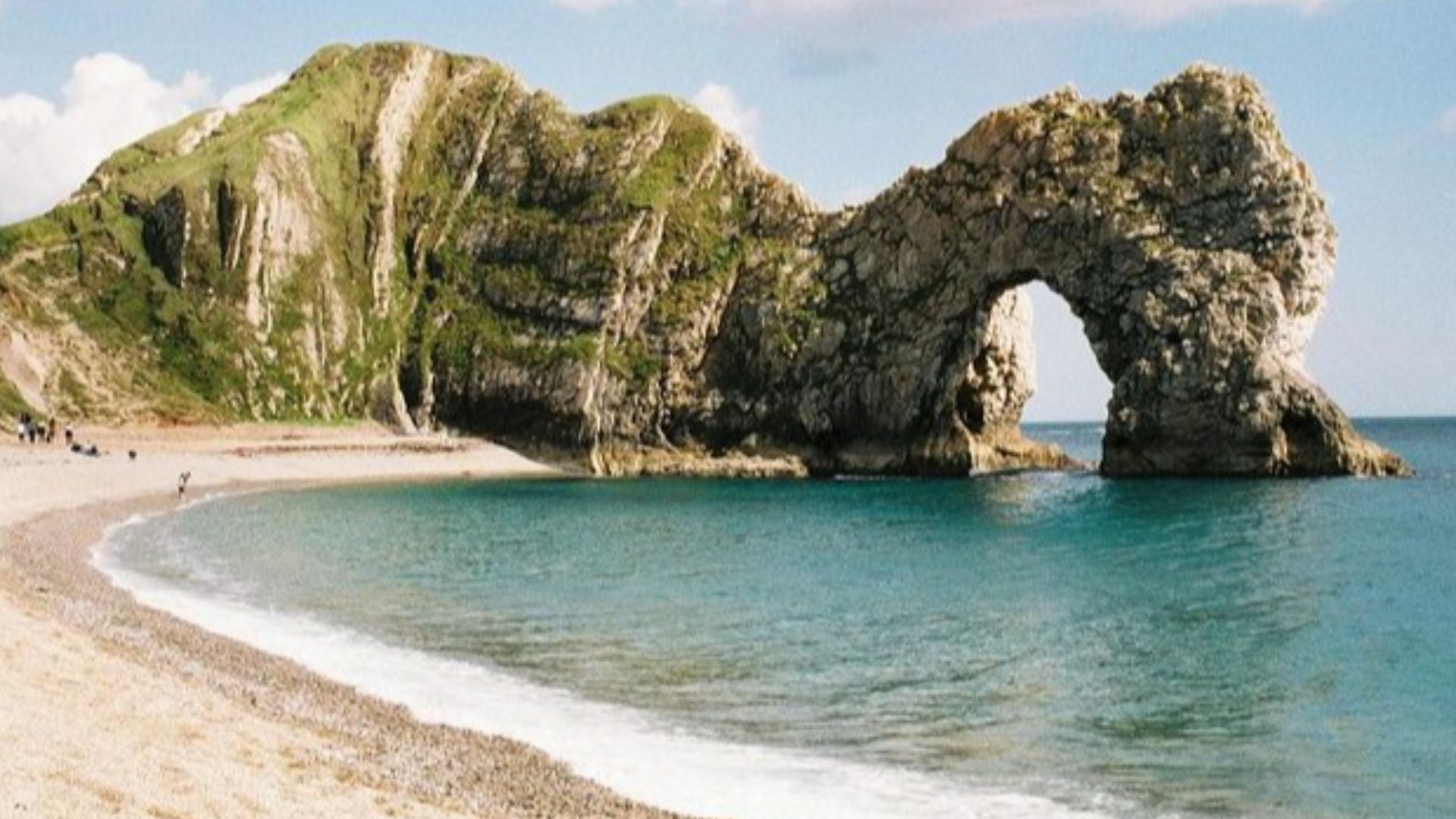 File:West Lulworth, Durdle Door and beach - geograph.org.uk - 532899.jpg