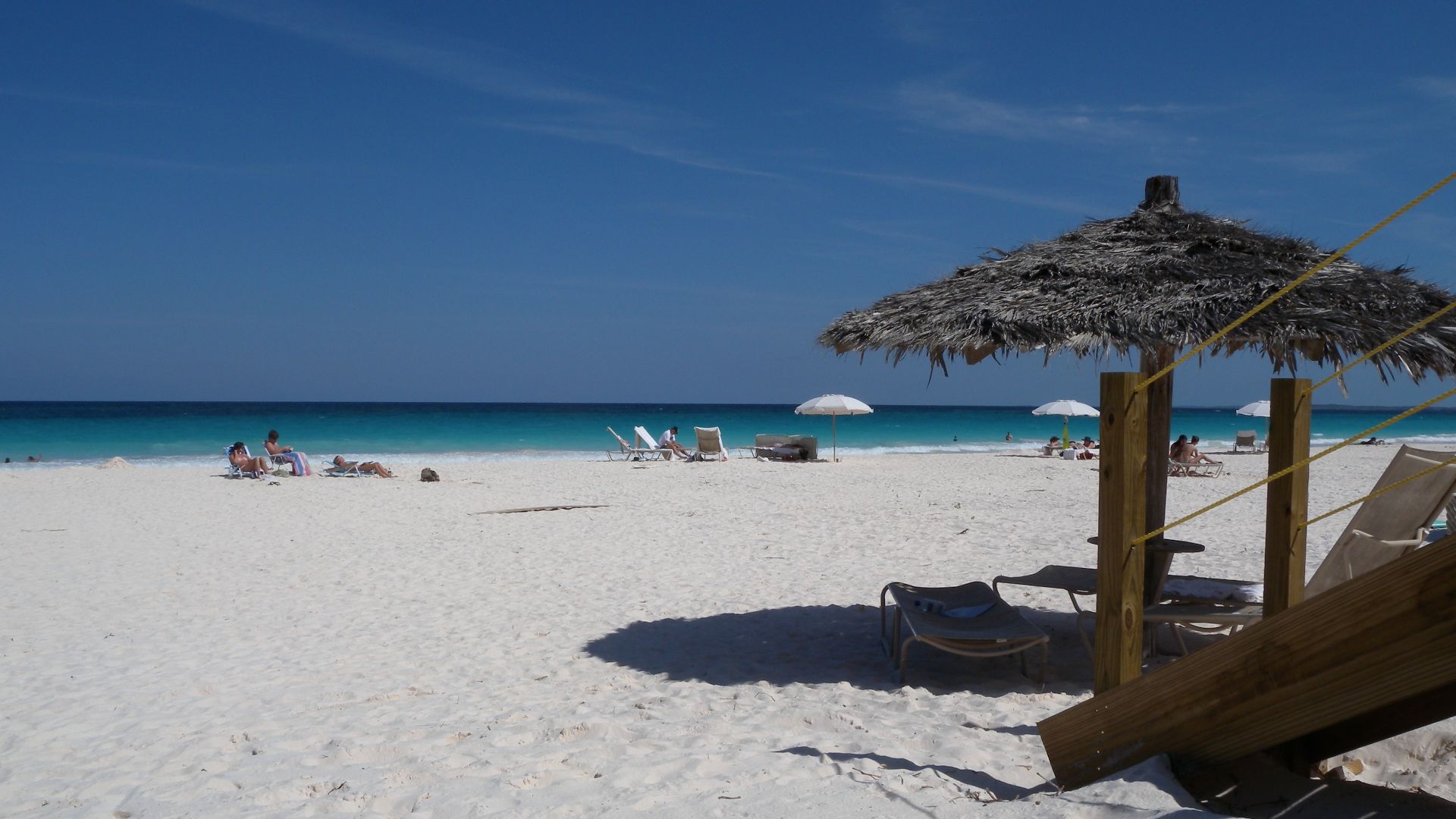 File:Pink Sands Beach - panoramio.jpg