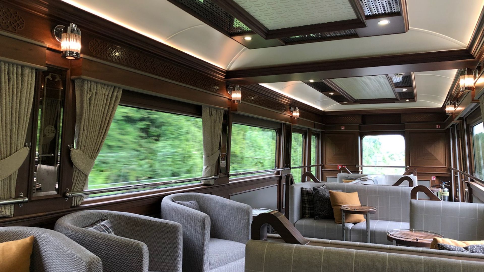 File:Belmond Grand Hibernian interior.jpg