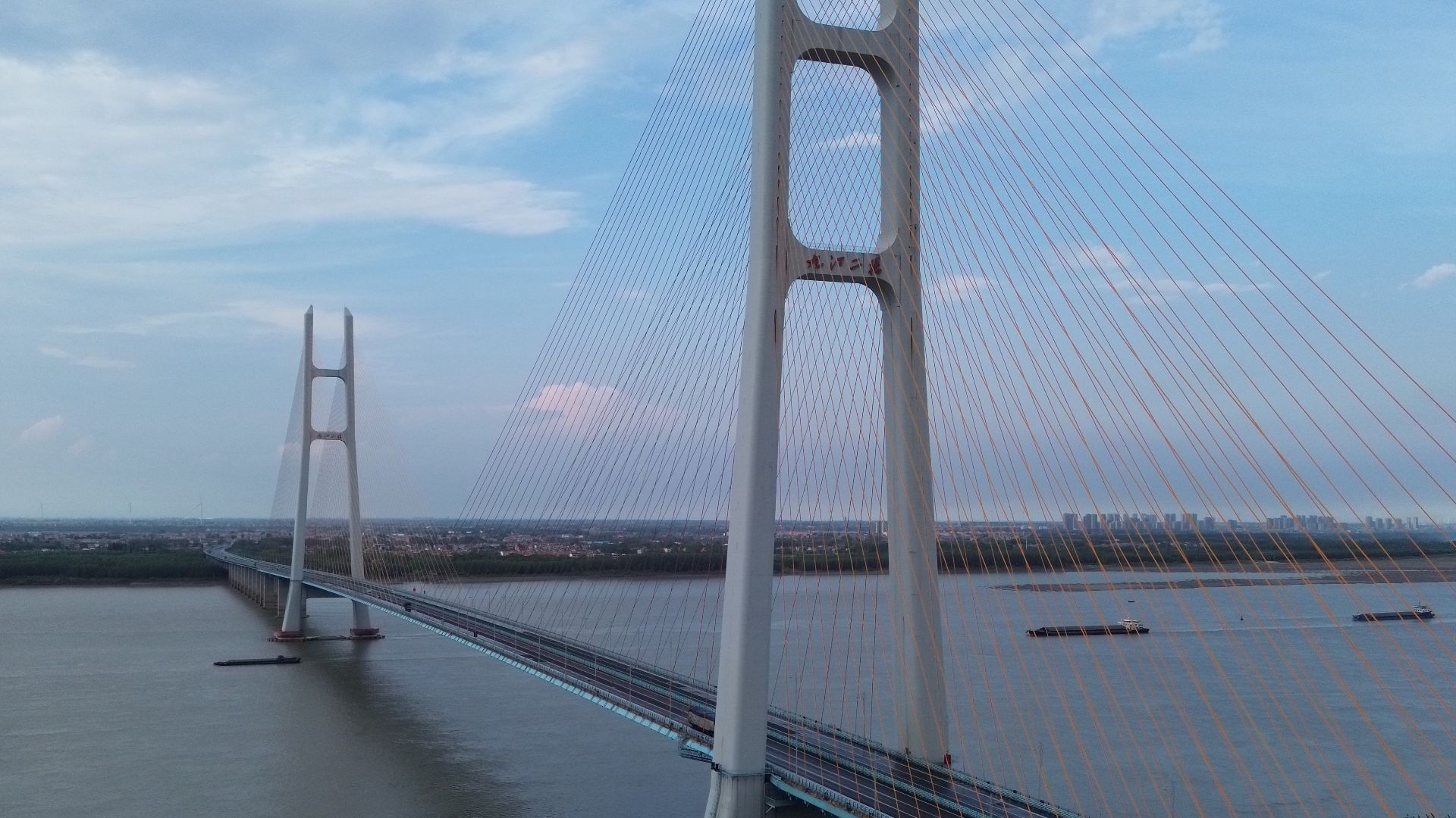 File:Jiujiang Yangtze River Expressway Bridge1.JPG