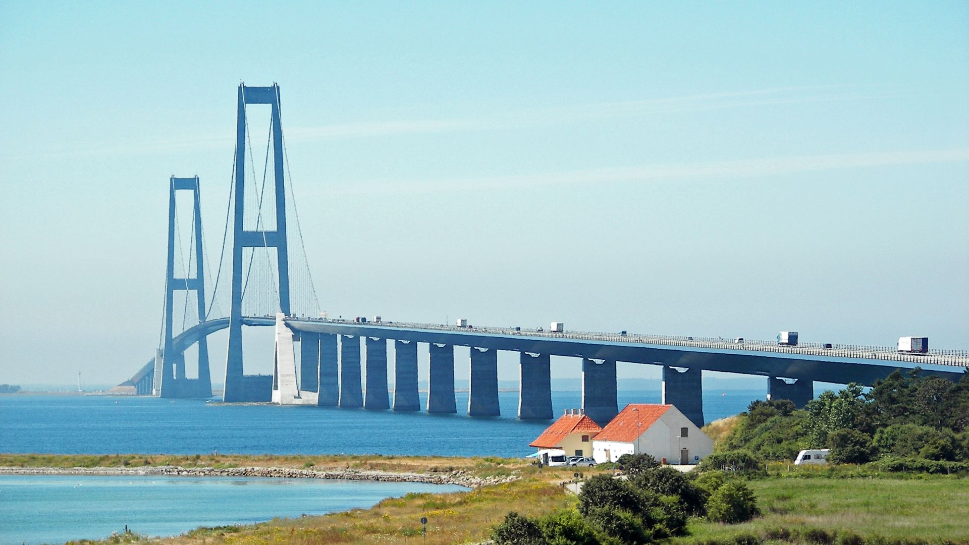 File:Storebæltsbroen from Sjælland.jpg