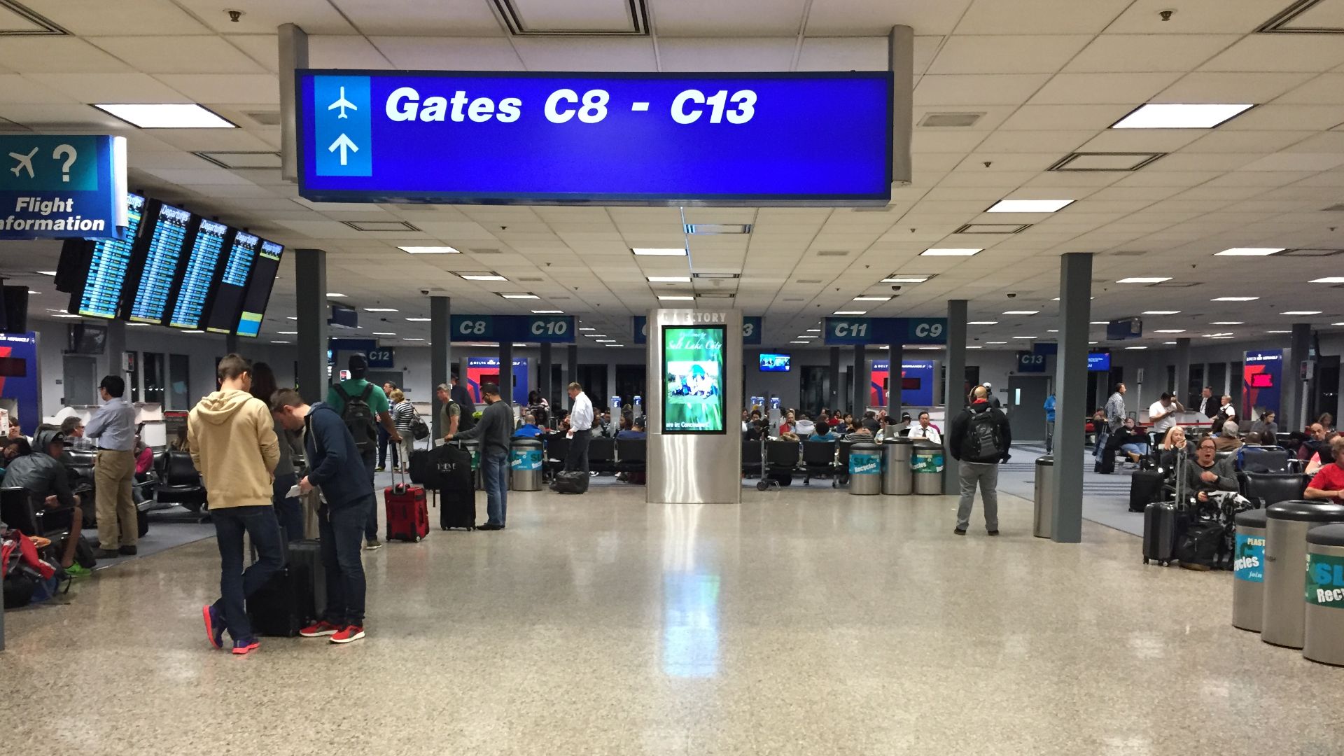 File:2015-04-13 23 46 11 View the outer end of Concourse C at Salt Lake City International Airport, Utah.jpg