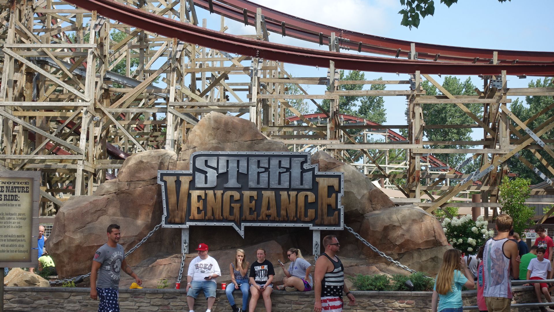 File:Steel Vengeance 02.jpg