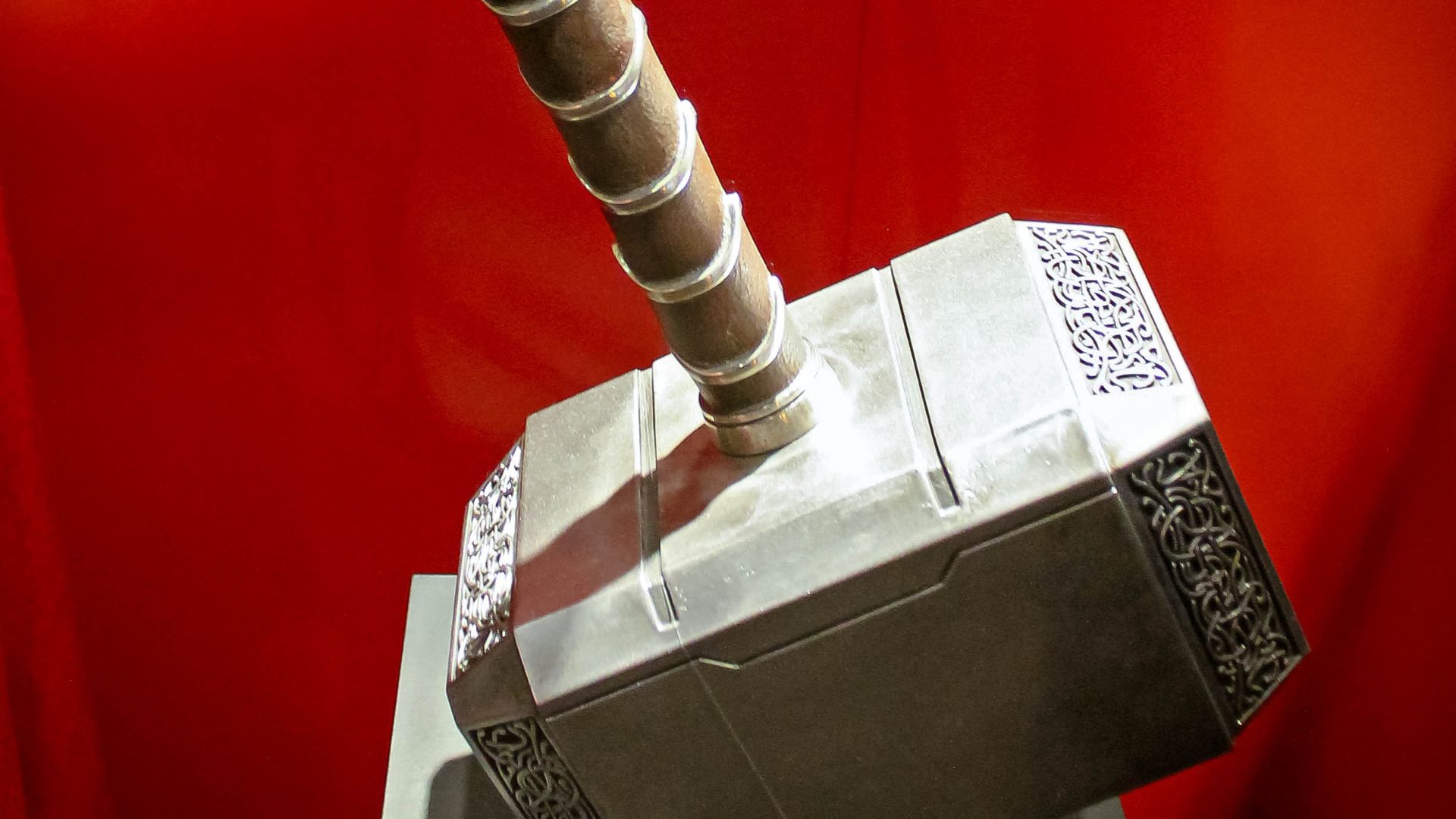 File:Mjolnir (48728944052).jpg