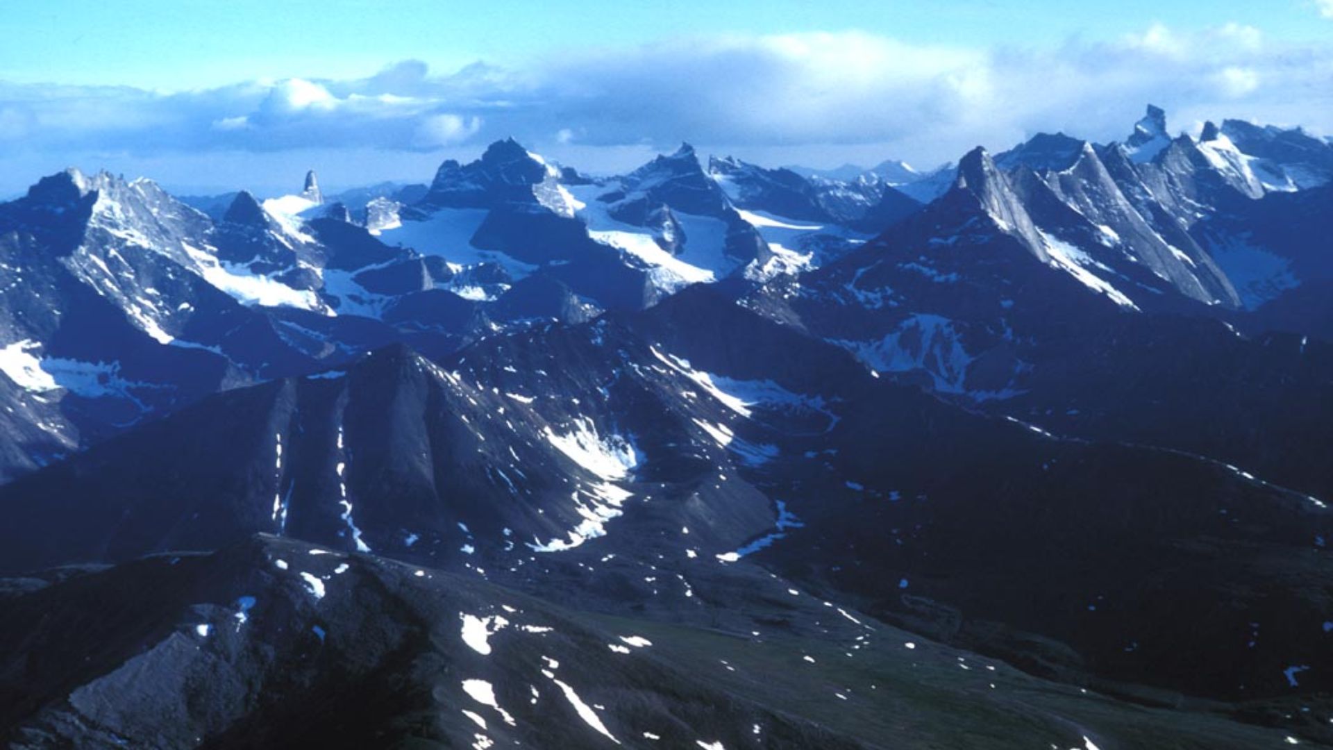 File:Arrigetch Peaks.jpg