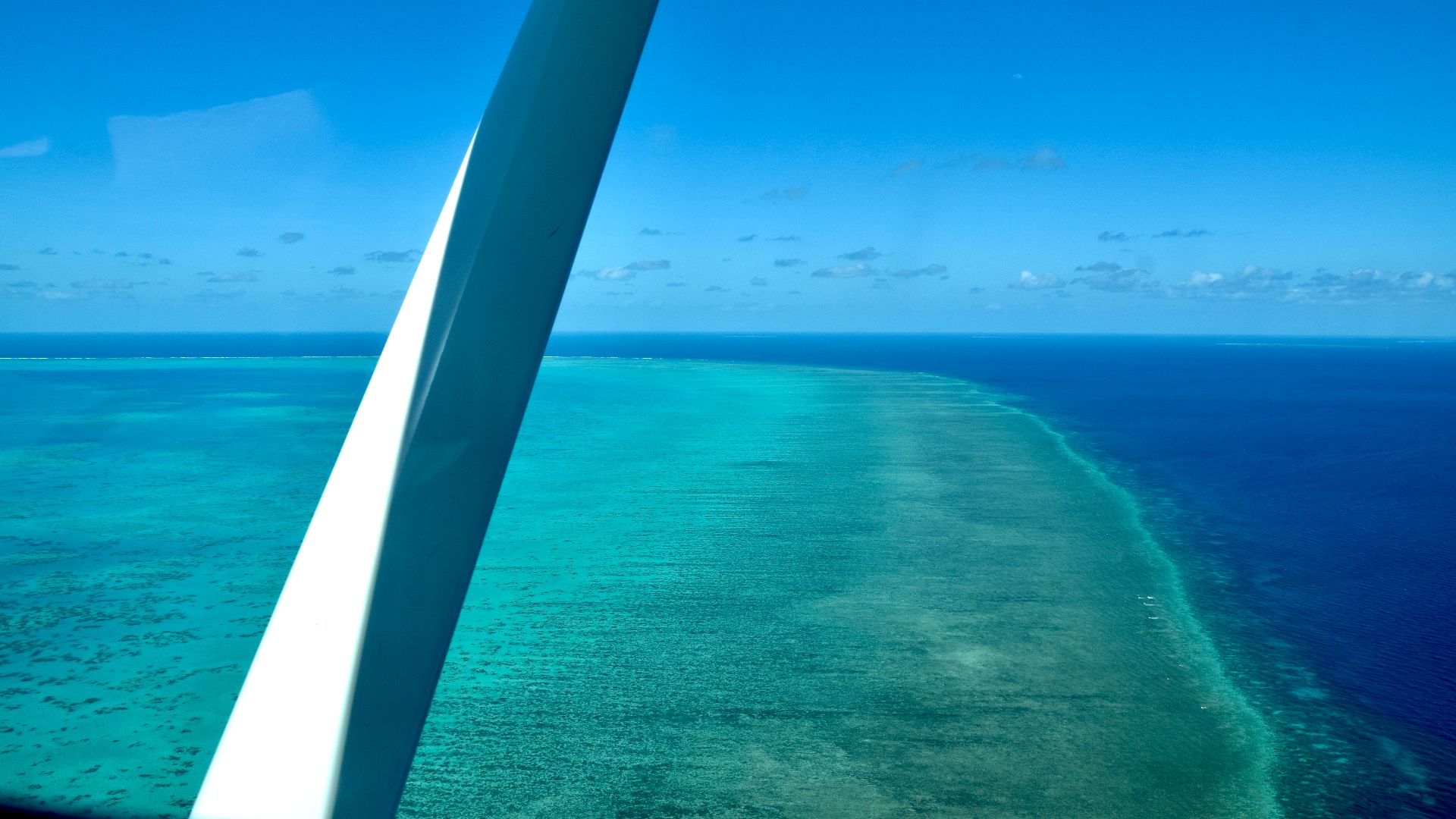 File:Aerial shots of The Great Barrier Reef, Queensland, Australia (Ank Kumar) 01.jpg
