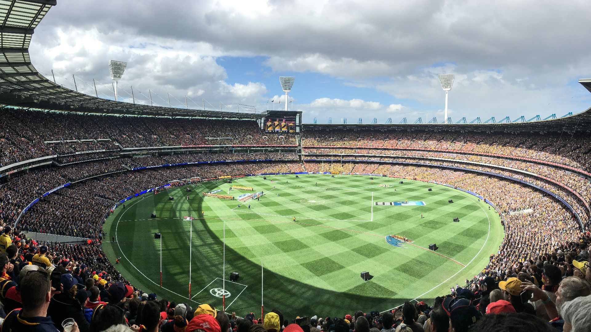 File:2017 AFL Grand Final panorama during national anthem.jpg