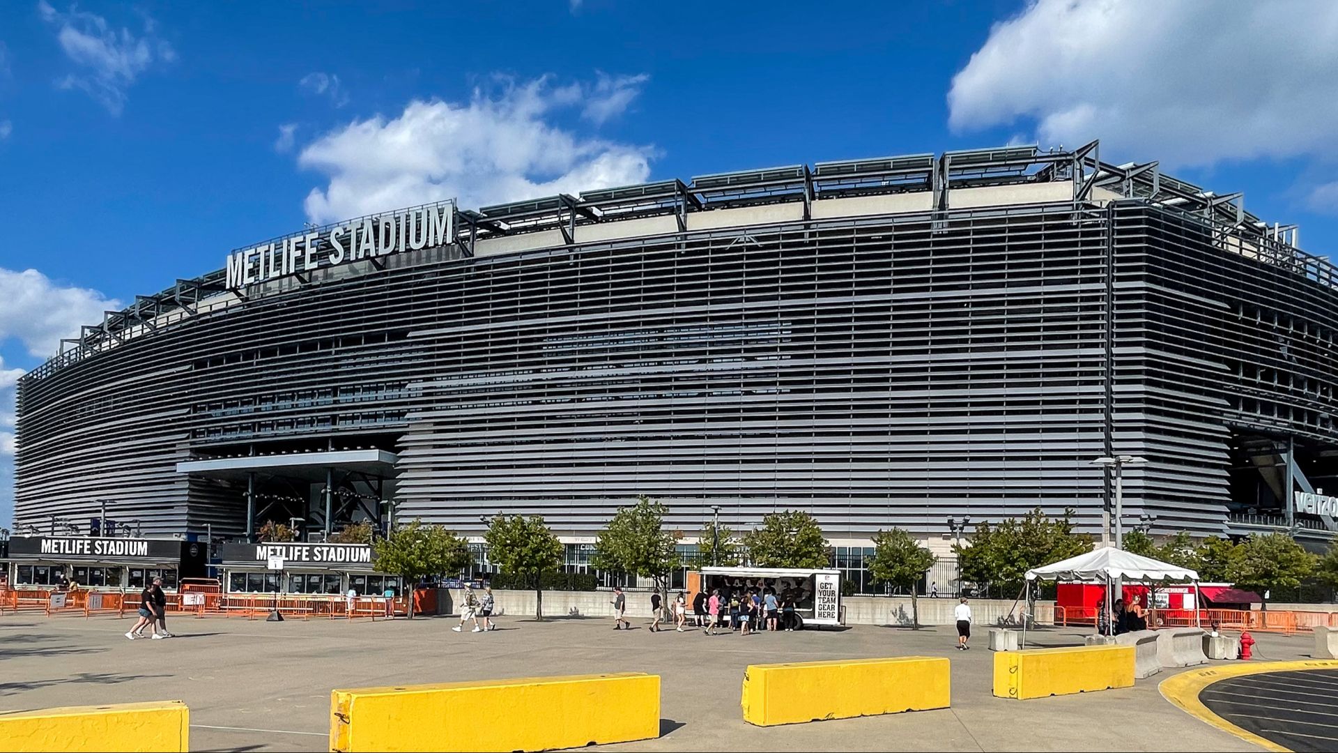 File:MetLife Stadium, East Rutherford NJ.jpg