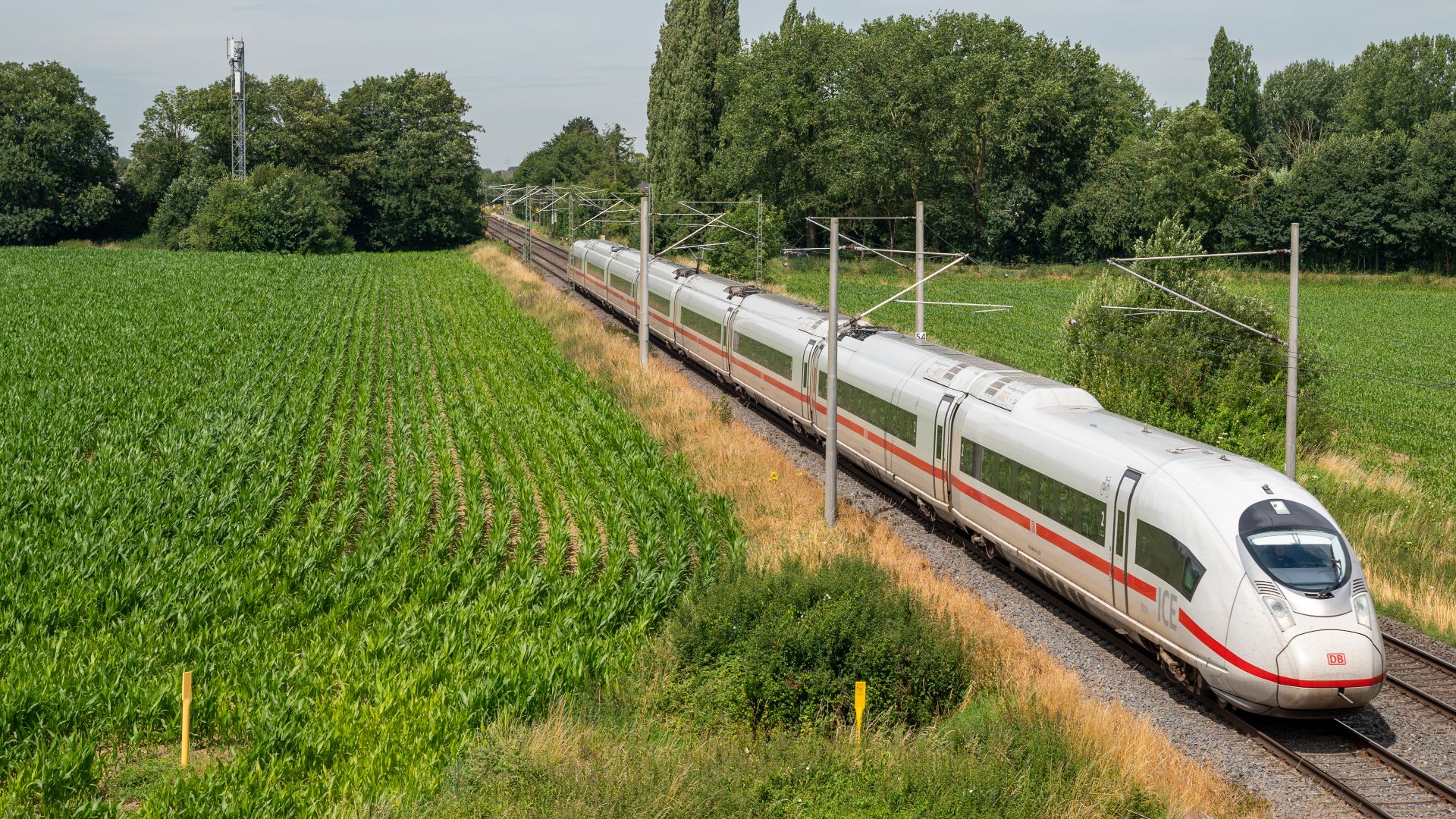 File:Praest ICE-3NEO 8010 (53845722138).jpg