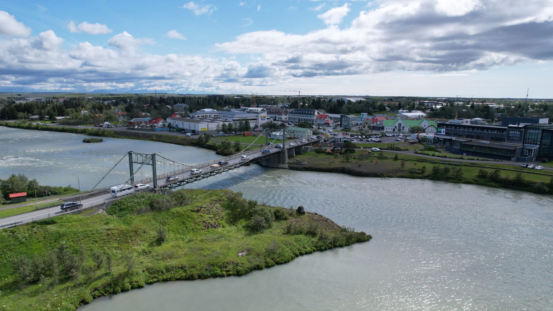 File:Selfoss 0722.jpg