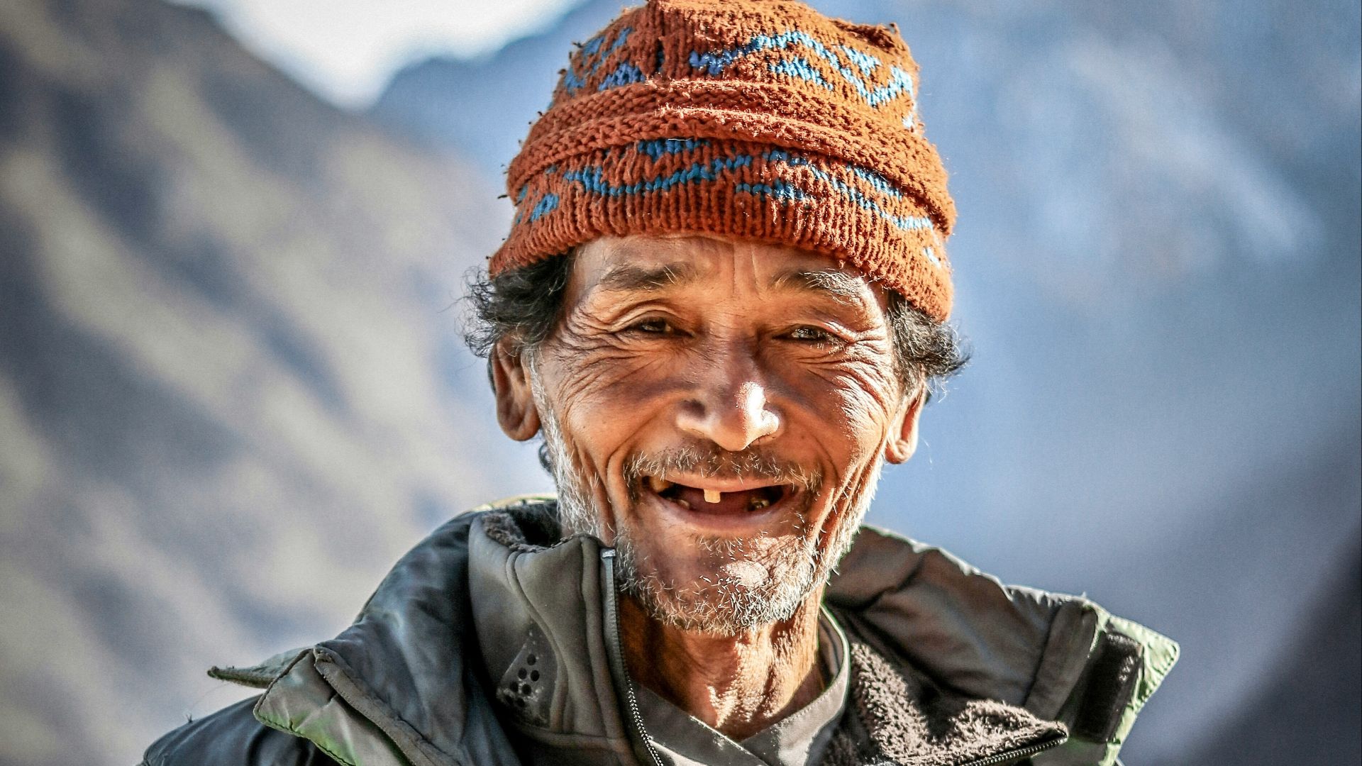 a man wearing a hat