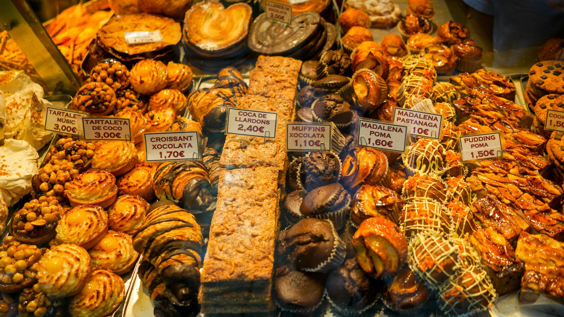 brown and black chocolate cookies
