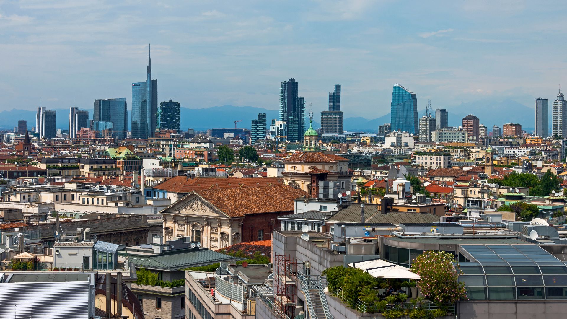 File:Full Milan skyline from Duomo roof.jpg