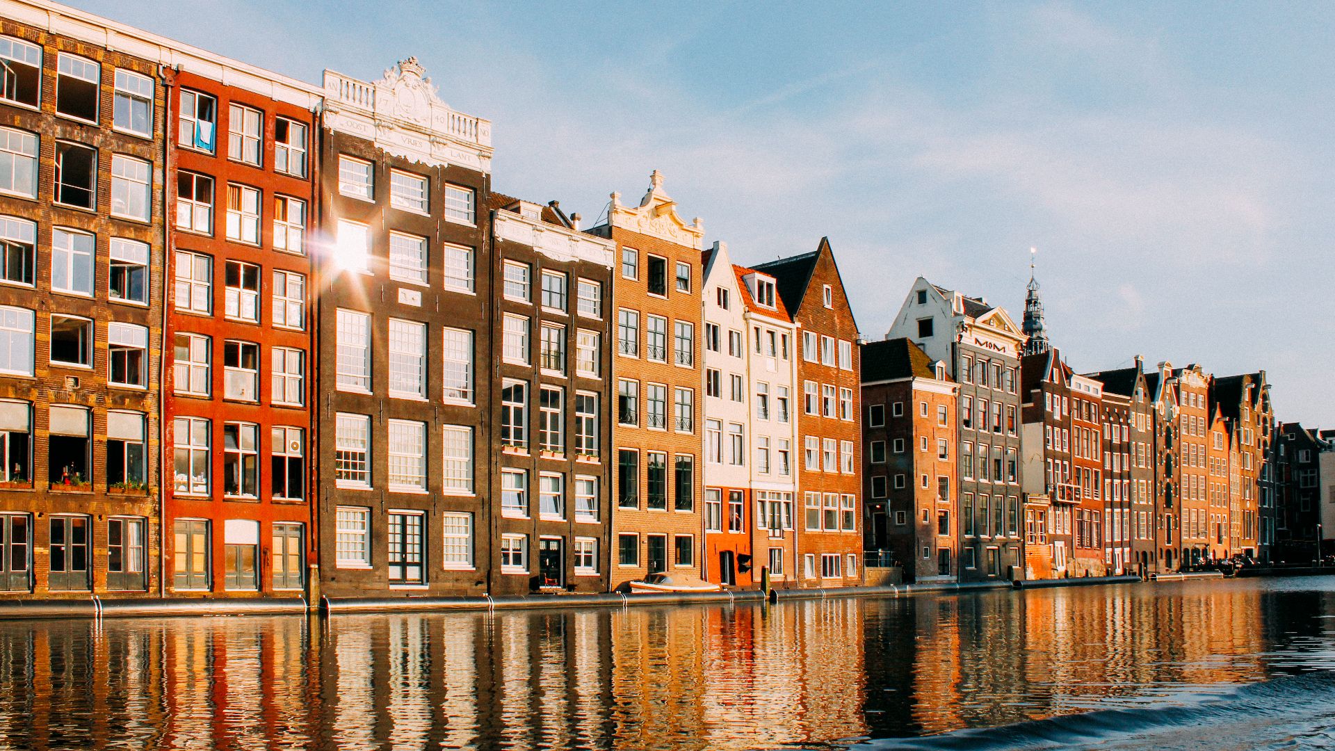 File:Amsterdam, Netherlands (Unsplash 2Hs8zbwOLDA).jpg