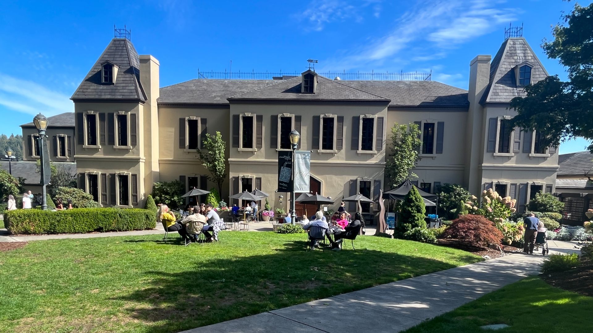 File:Chateau Ste. Michelle (2022) - 06.jpg