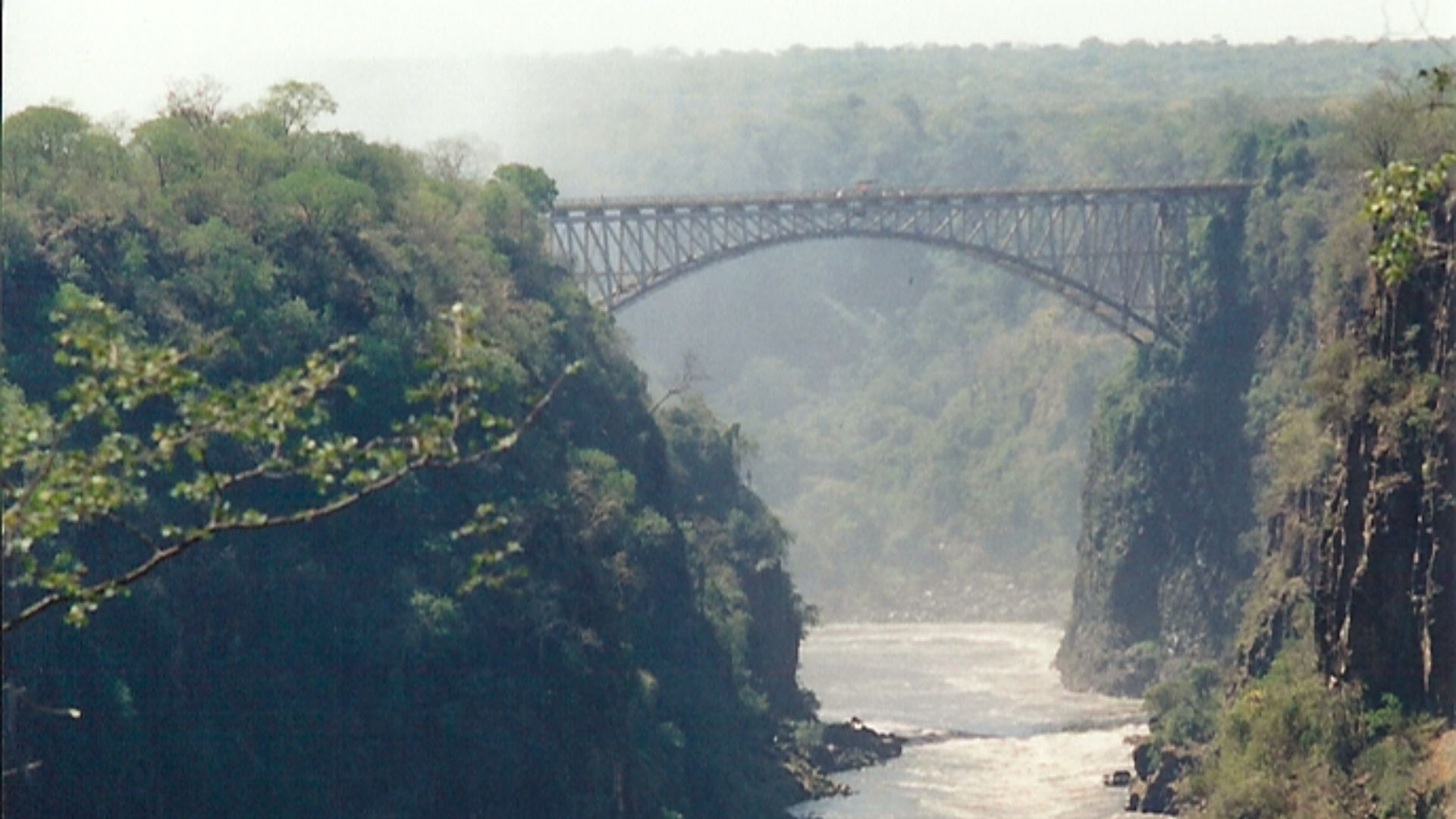 File:Victoria Falls bridge.jpg