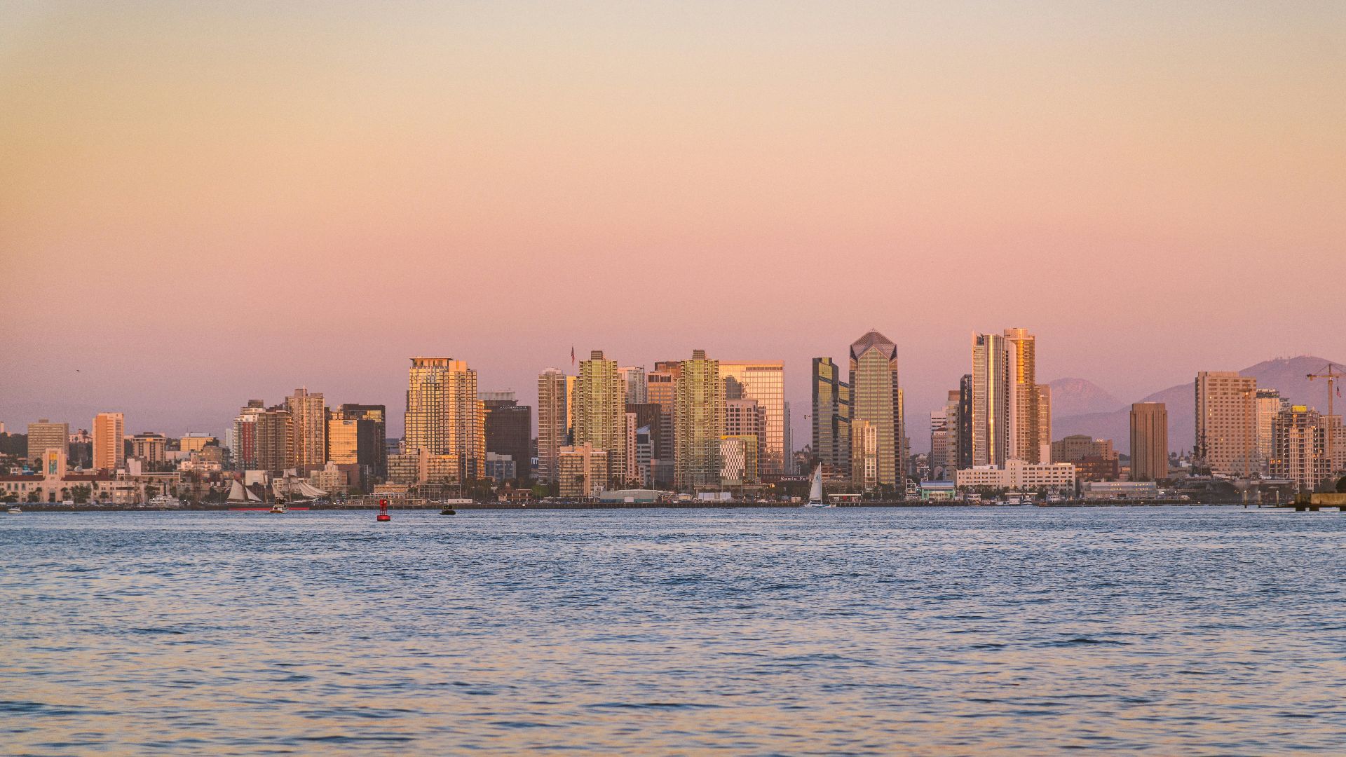 landscape cityscape photography during daytime