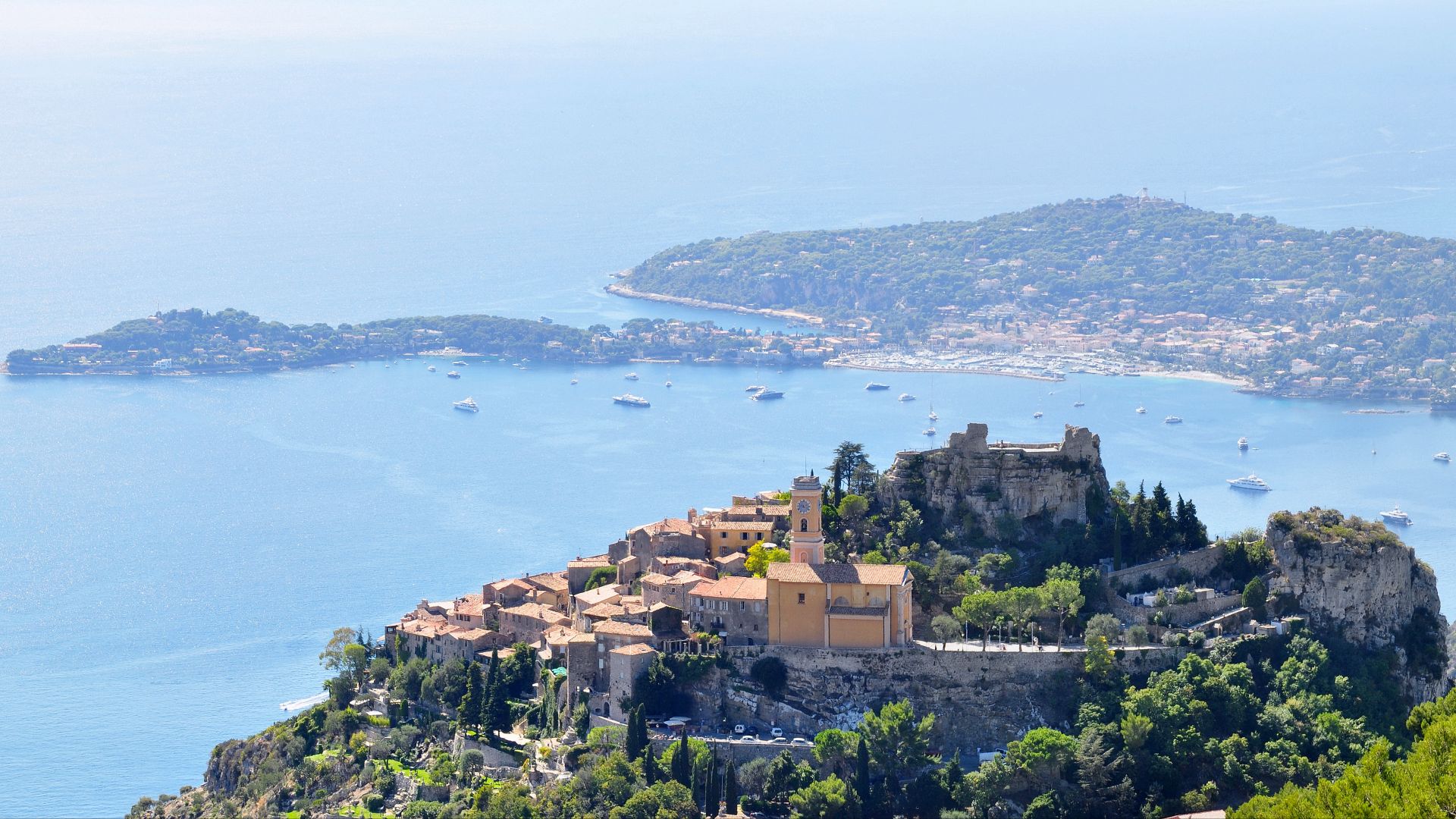 File:Èze und Cap Ferrat-Grande Corniche.jpg