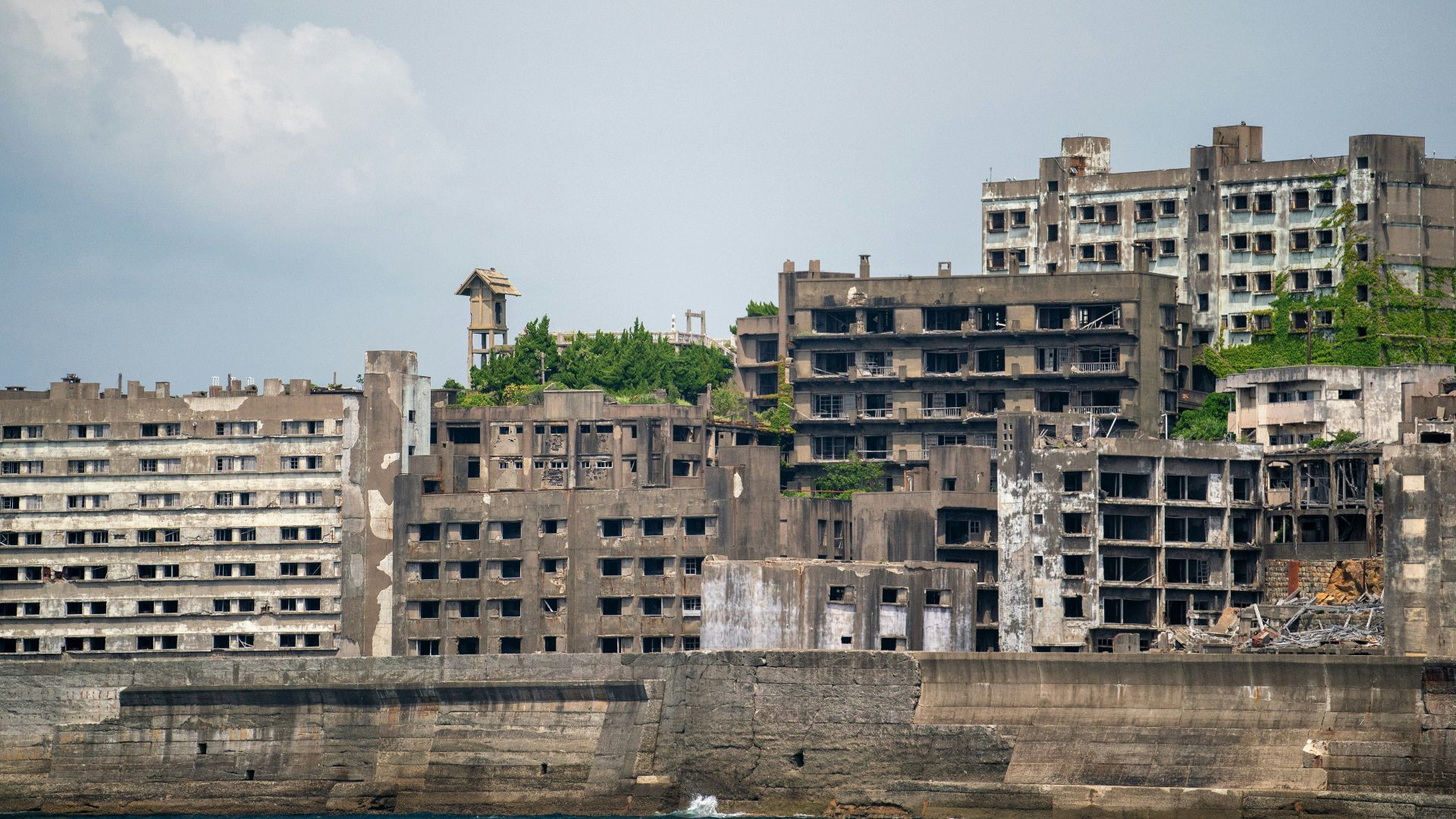 brown building during daytime