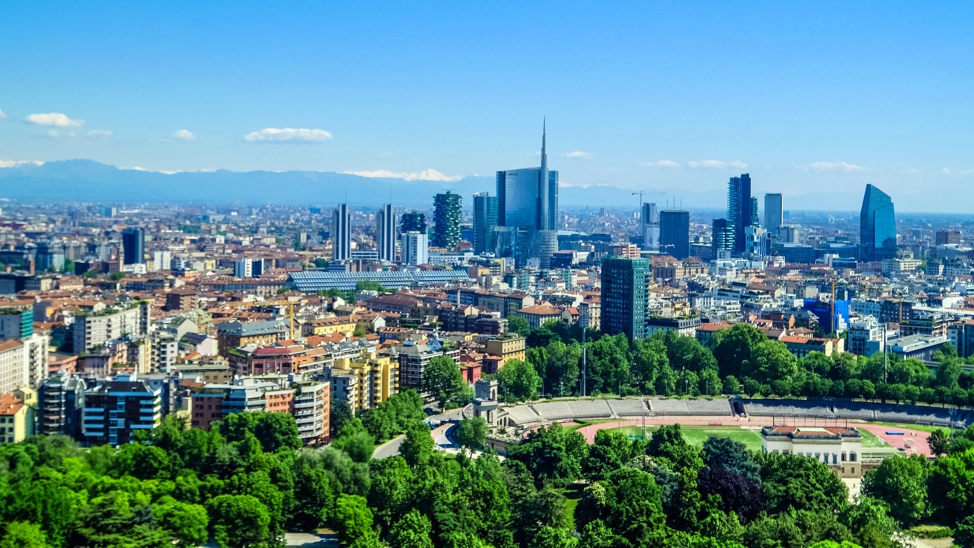 File:Milan skyline skyscrapers of Porta Nuova business district (cropped).jpg