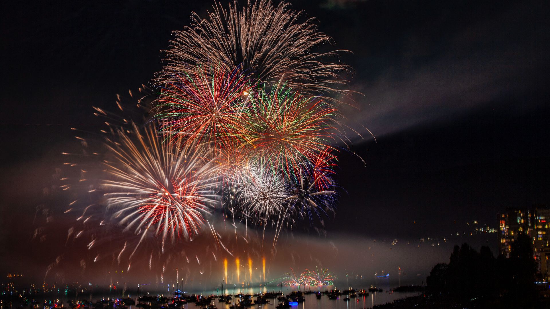 File:Celebration Of Light by Team Canada, July 31st, 2019 (48428730202).jpg