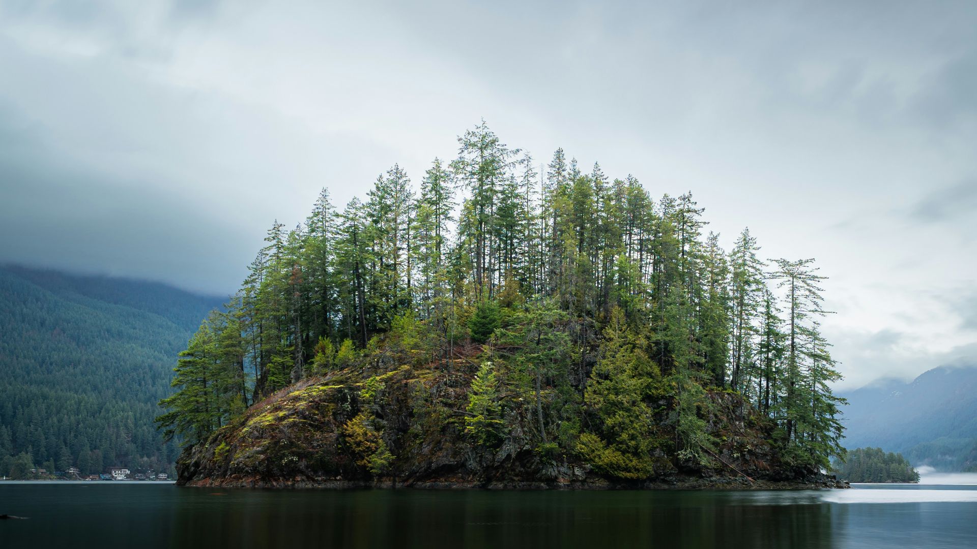 a small island in the middle of a lake