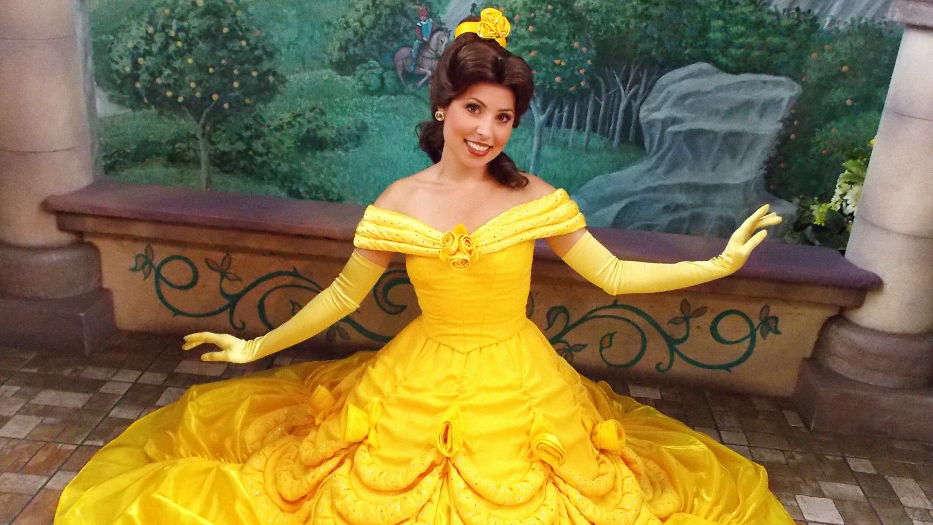 File:Disneyland Belle 2012-06-30.jpg