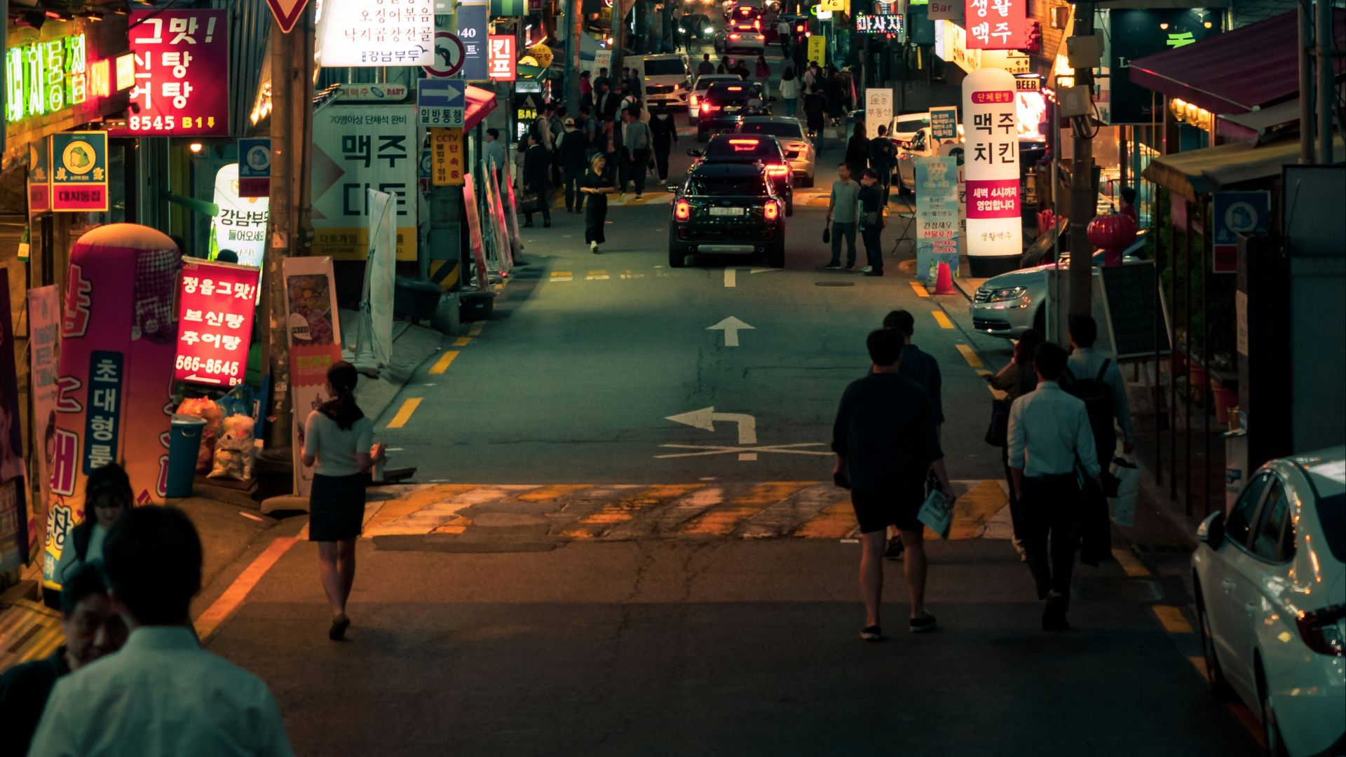 people standing on strets