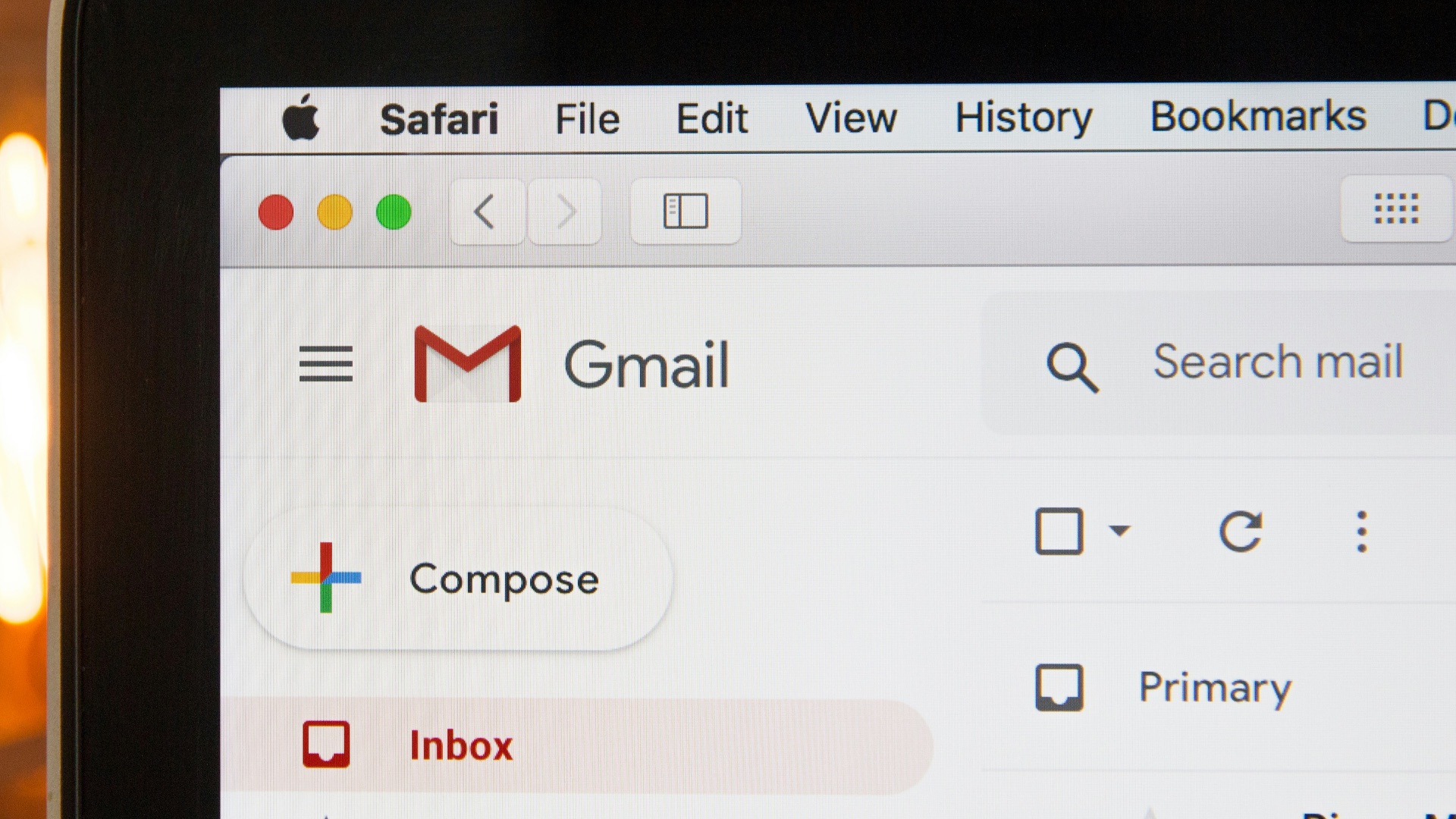 black laptop computer
