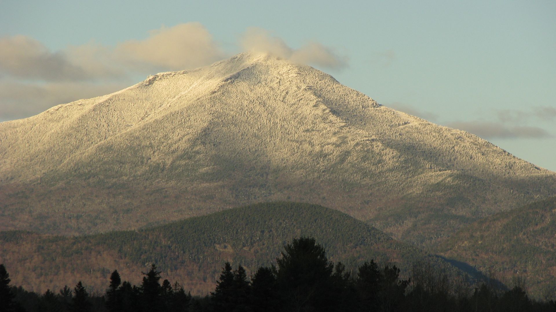 File:Whiteface Mountain from Lake Placid Airport.JPG