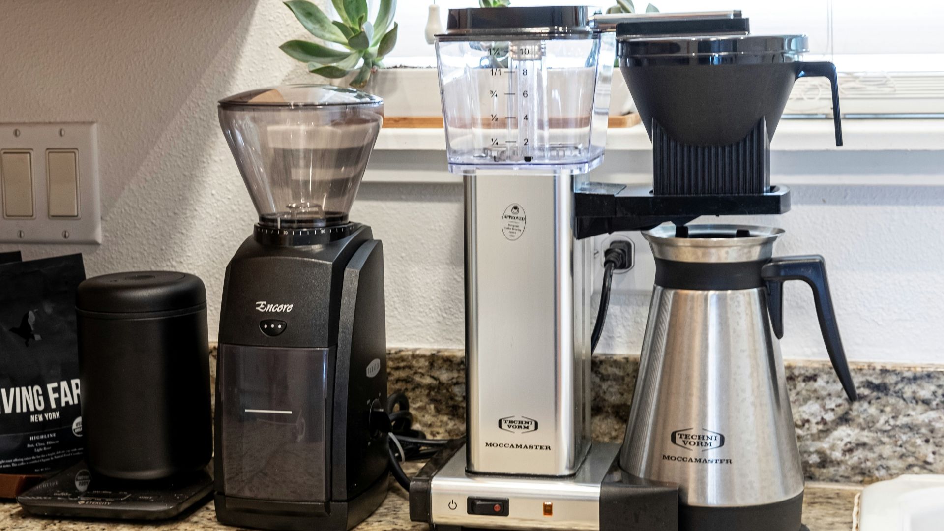 black and gray blender