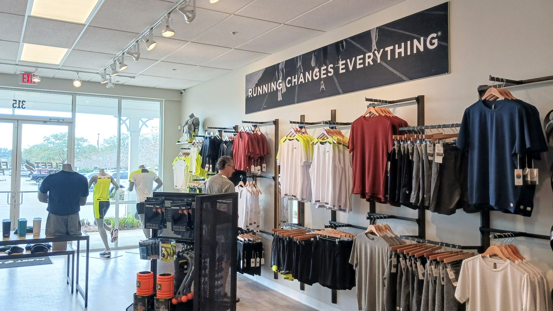 File:Fleet Feet The Villages 2023.jpg