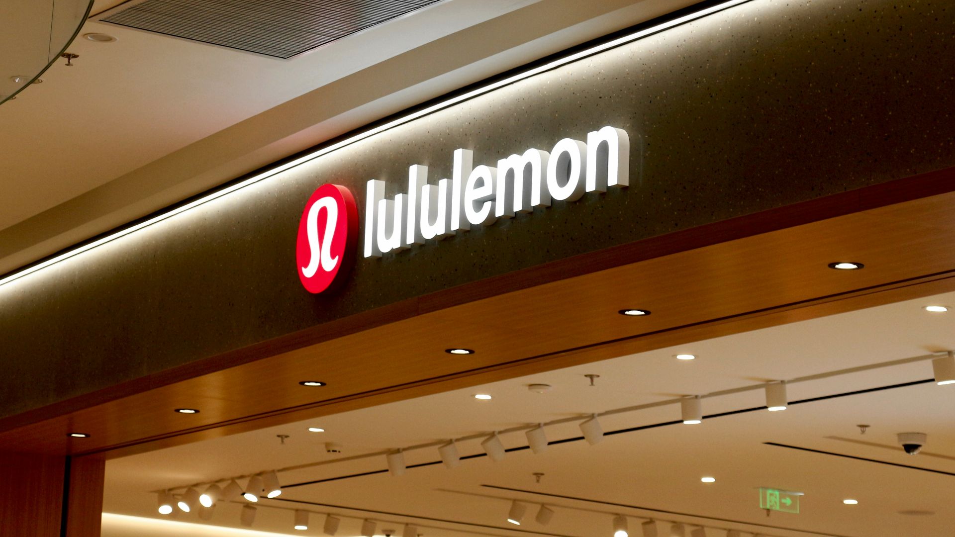 a building with a sign that says dublin on it