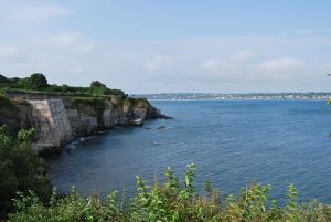 View_from_Newport_Cliff_Walk_2-300x201.jpeg