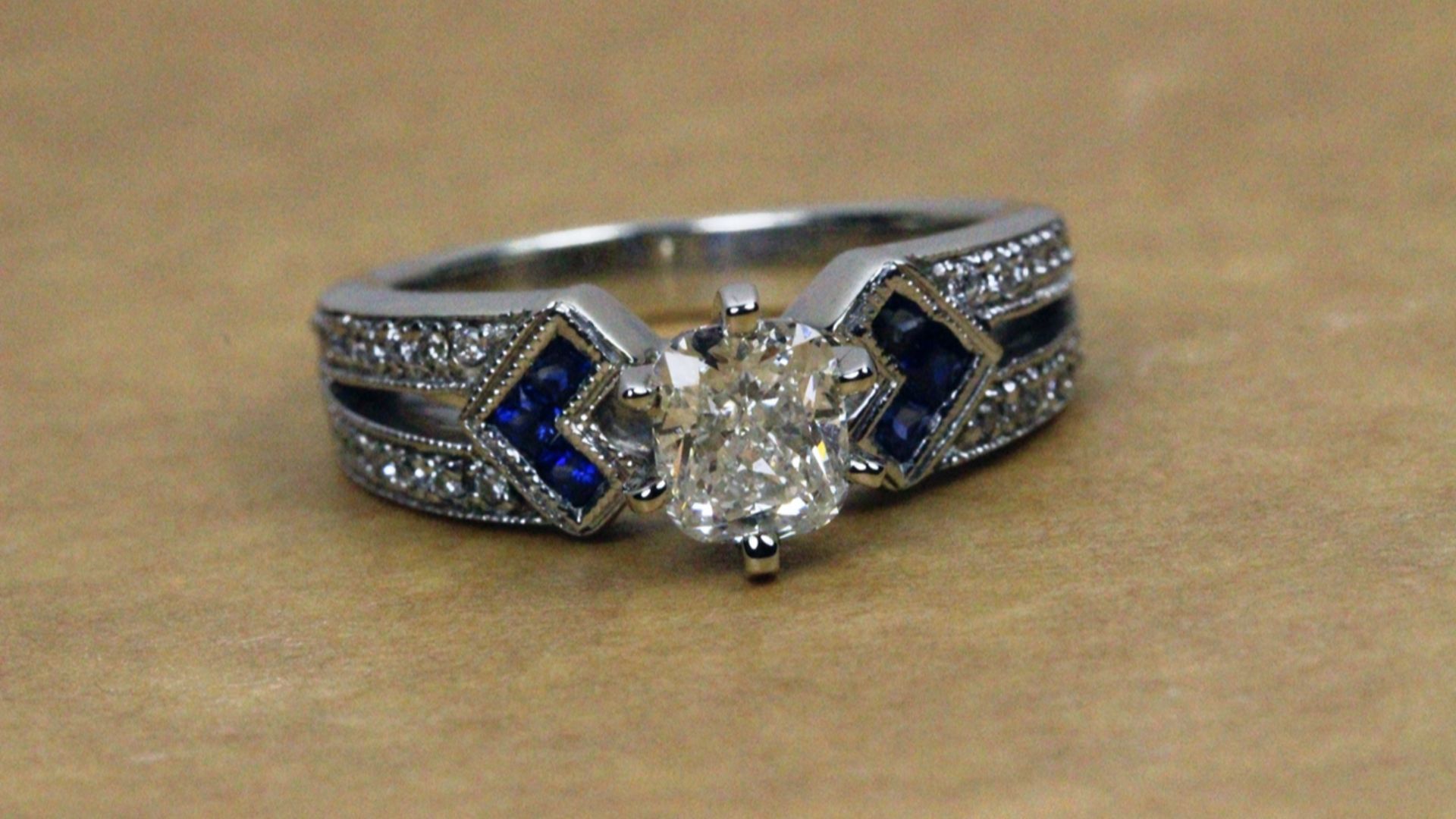 File:Vintage antique diamond sapphire engagement rign.jpg