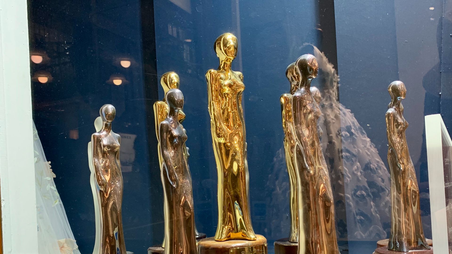 File:Australian Fashion Design Awards 01.jpg