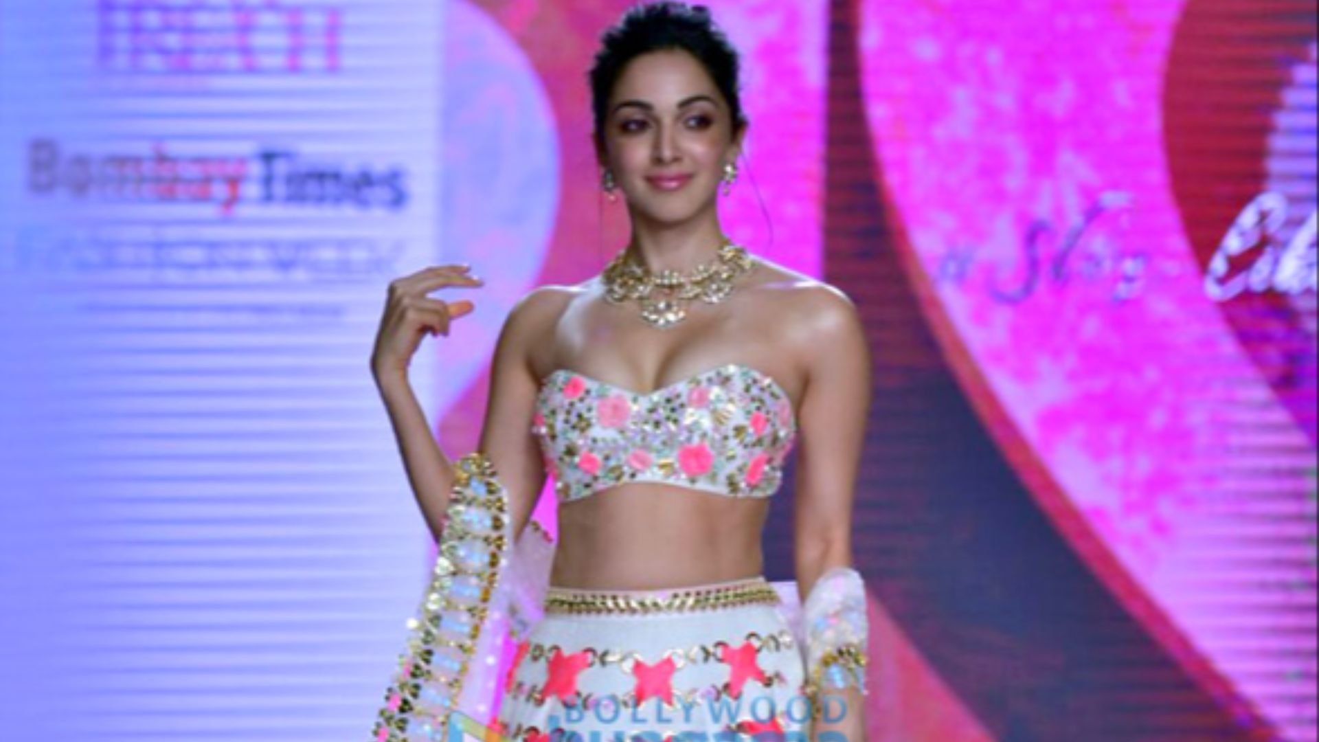 File:Kiara Advani at the Bombay Times Fashion Week (09).jpg