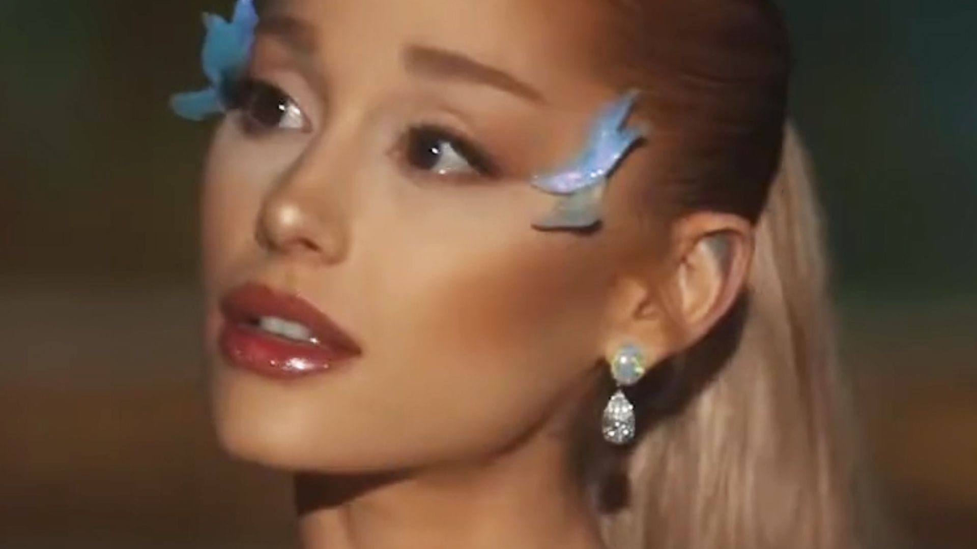 File:Ariana Grande at the Met Gala 2024 (1).jpg