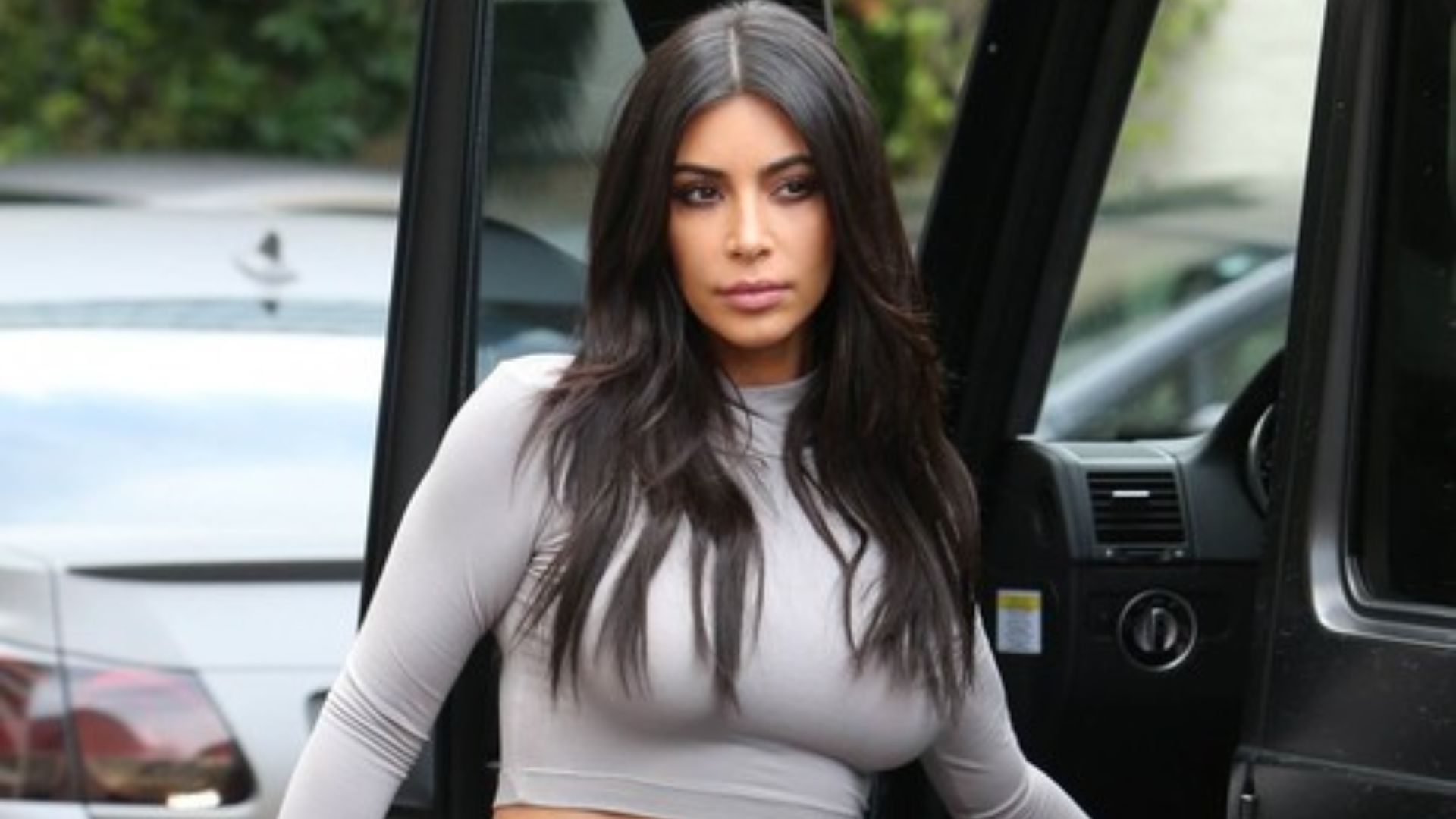 File:Kim Kardashian Beverly Hils 2015.jpg