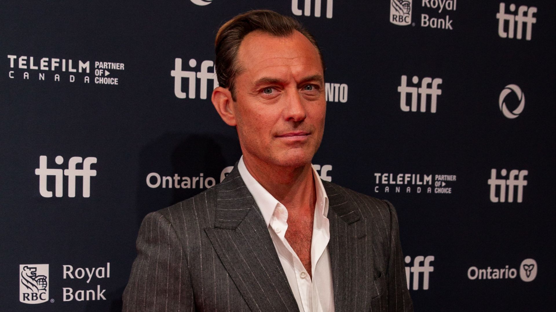File:Jude Law at the 2024 Toronto International Film Festival 3.jpg