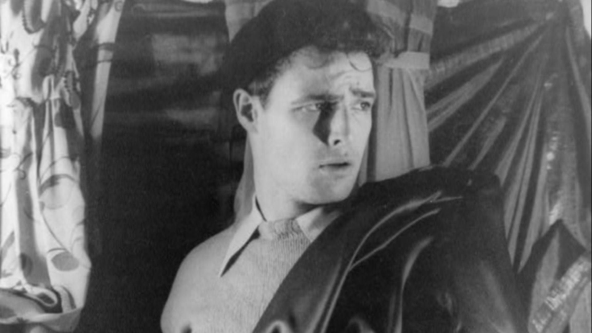 File:Marlon Brando Streetcar 1948 c.jpg