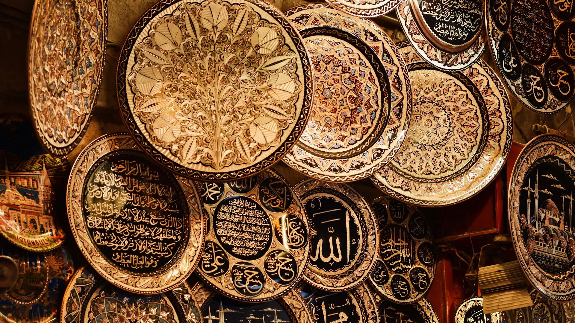 round brown-and-black decorative plate lot hang on wall