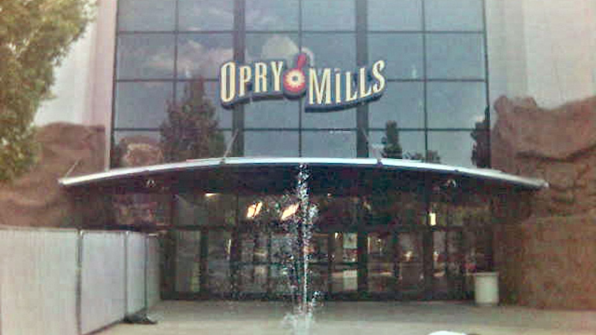 File:Opry Mills Entrance.jpg