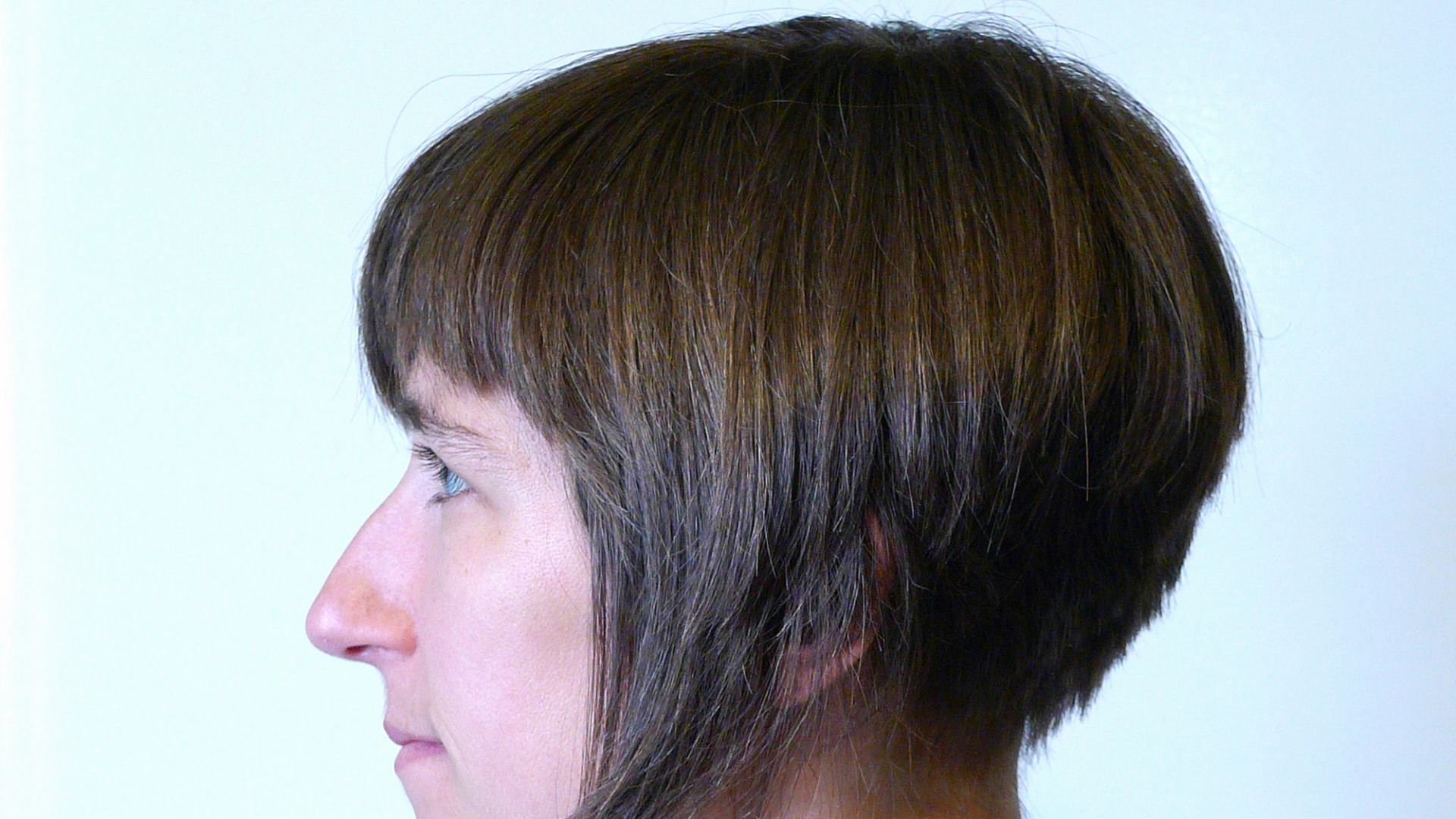 File:Inverted bob haircut.jpg